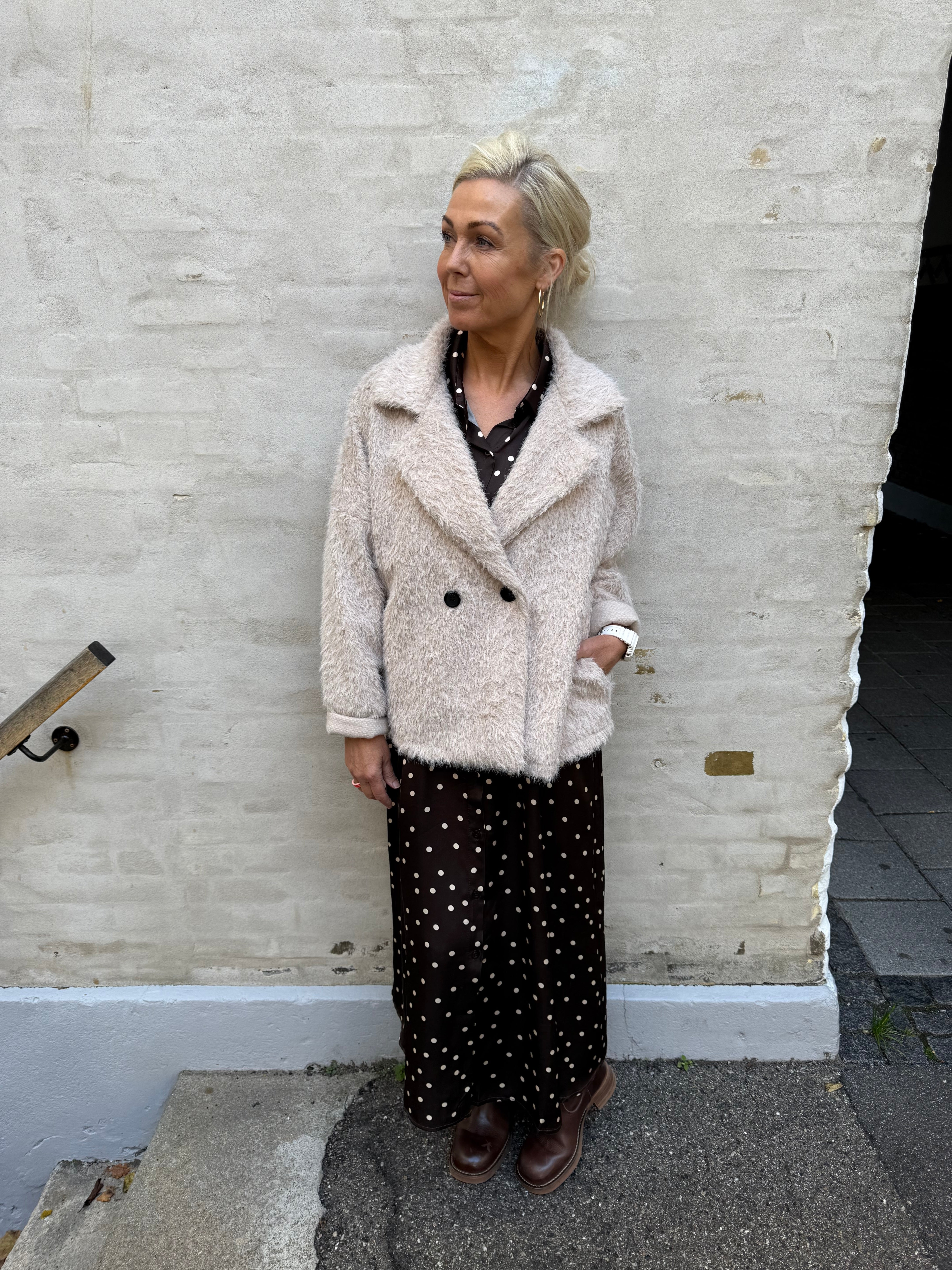 Pamela Jakke - off white