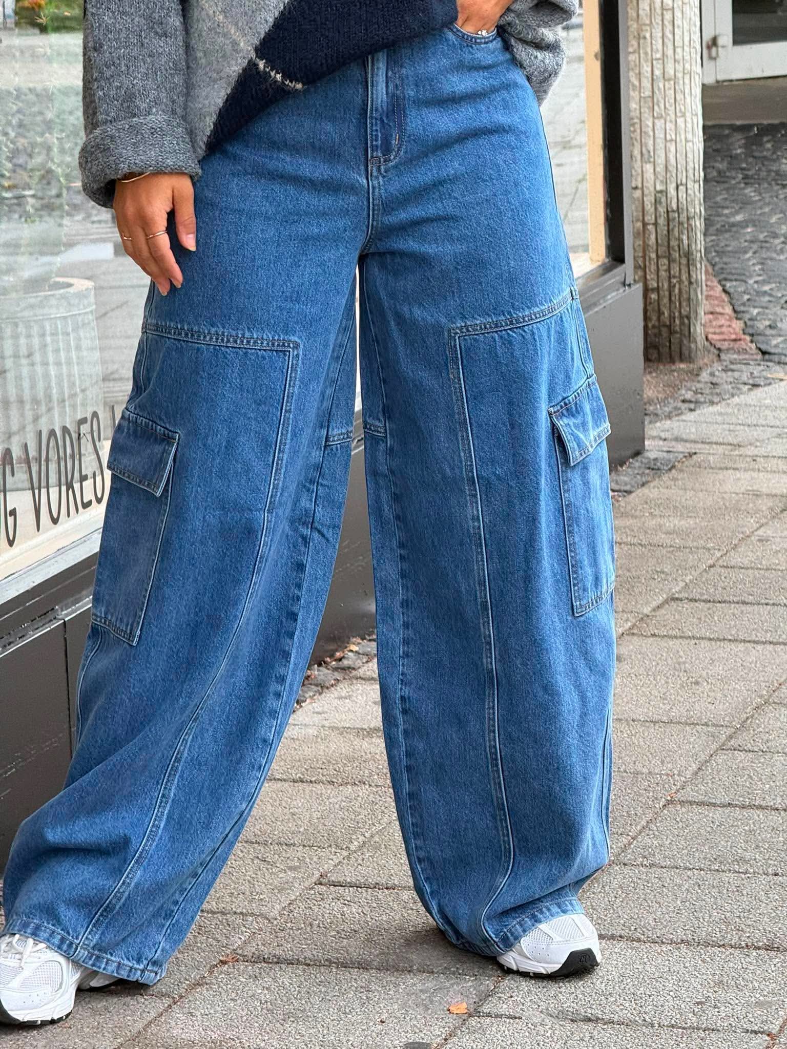 LULVA MW OS PANT - Medium Blue Denim