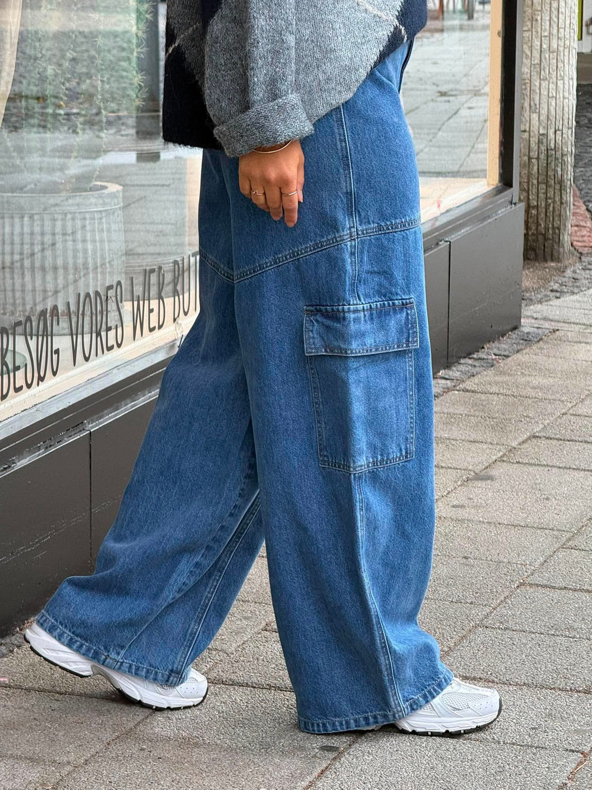 LULVA MW OS PANT - Medium Blue Denim