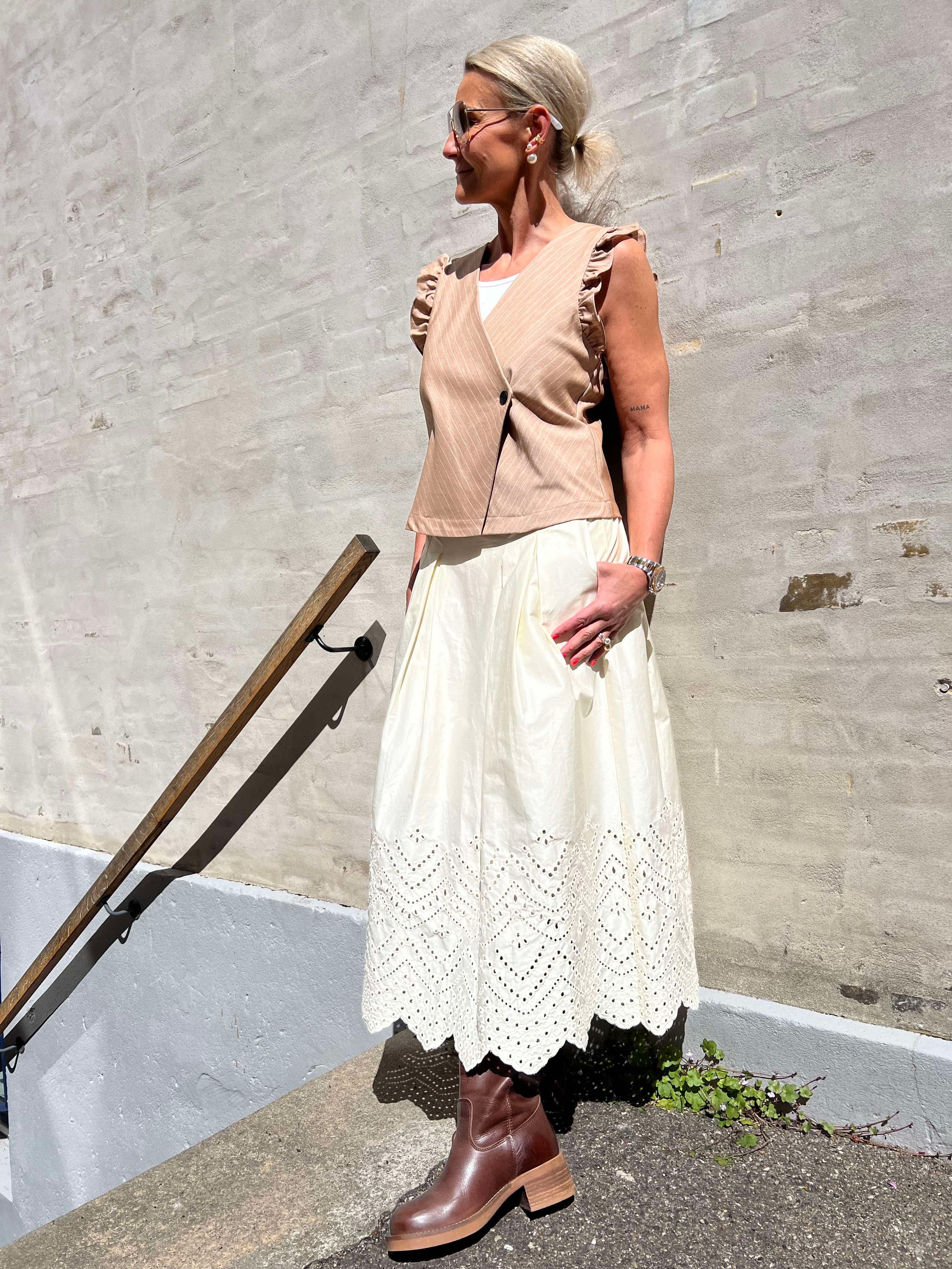 Poppy Anglaise Skirt Bone