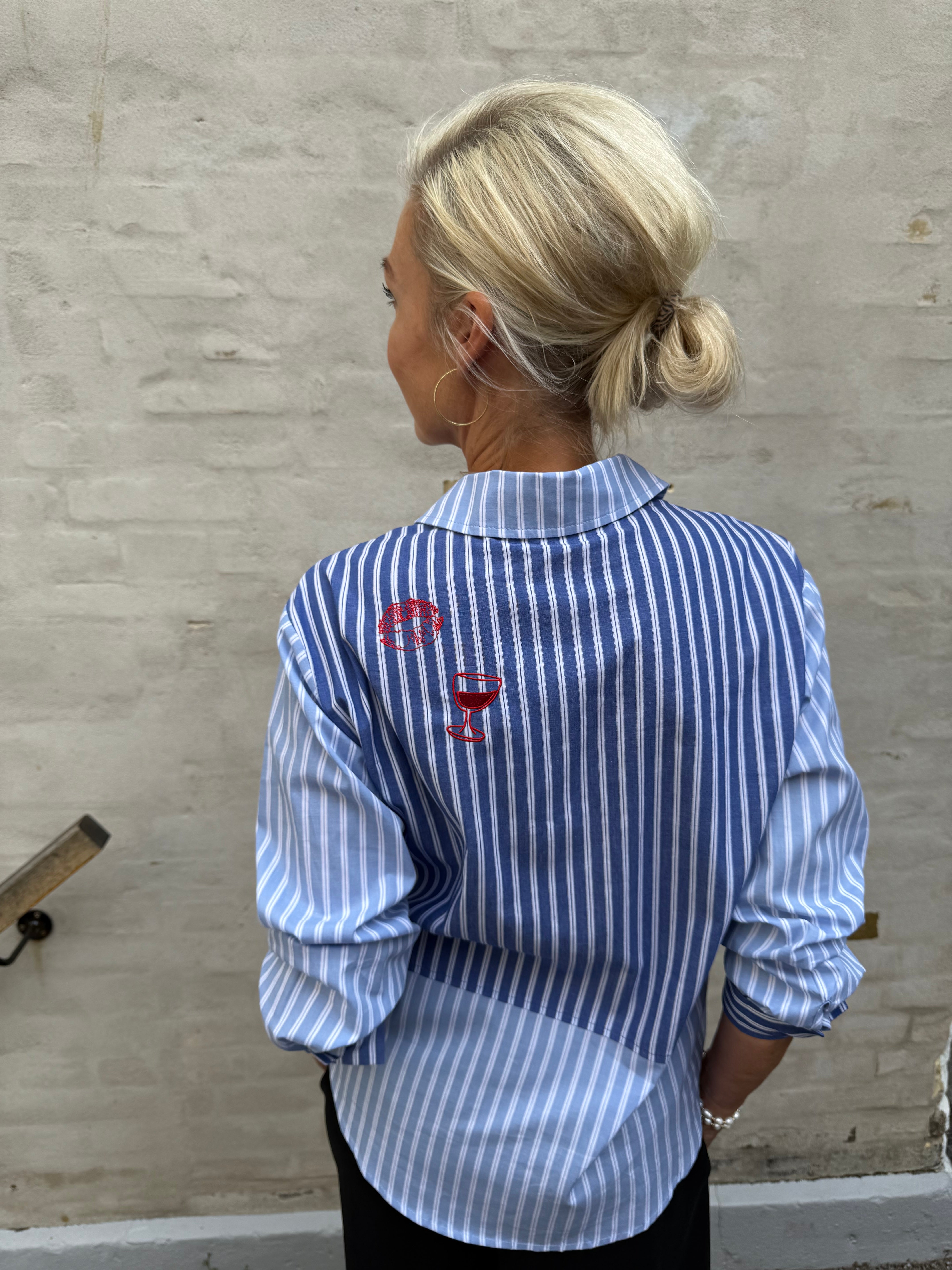Abila Shirt - Blue/White Stripe