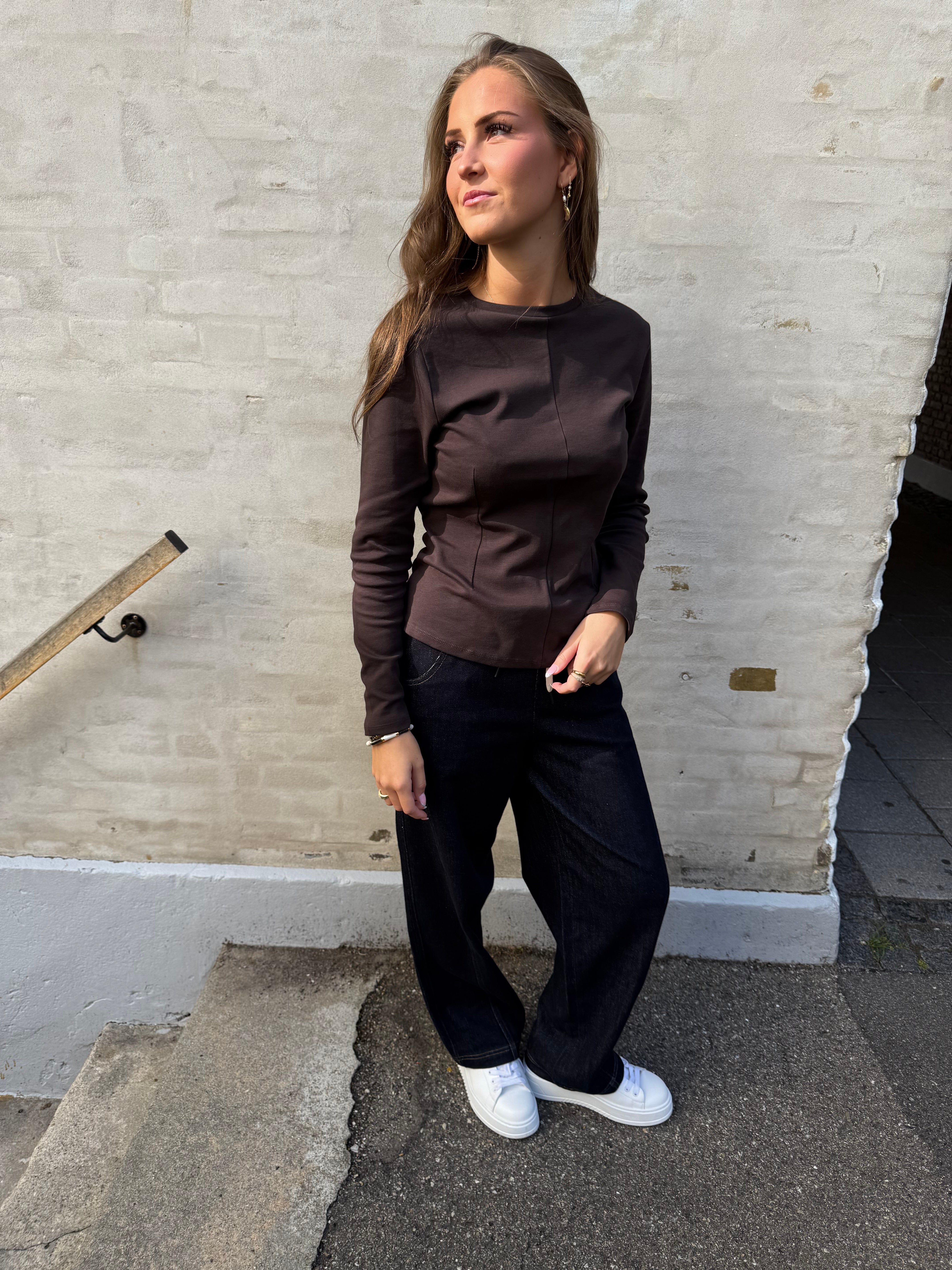 EVA L/S TOP - Black Coffee