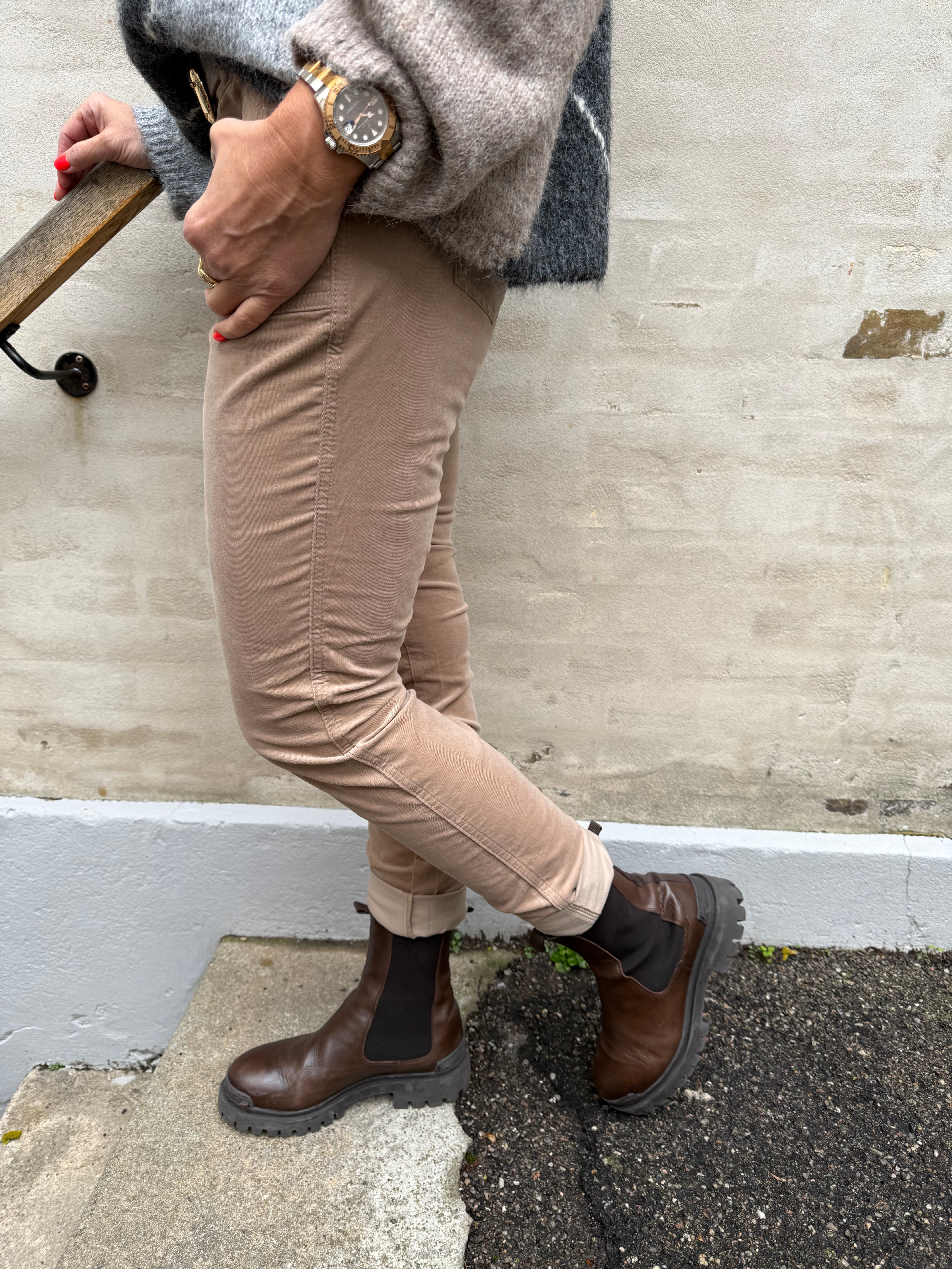 Yulius Corduroy Pants - Beige