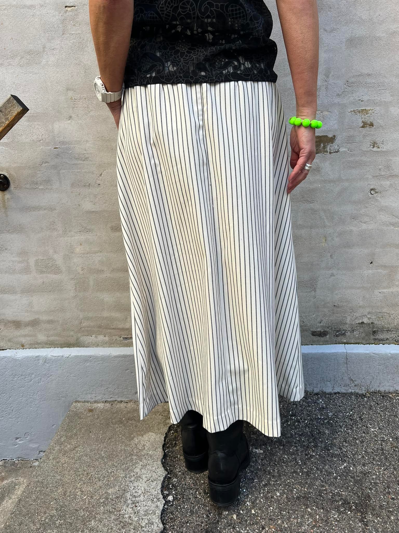 SalvieCC Anya Pleat Skirt - White