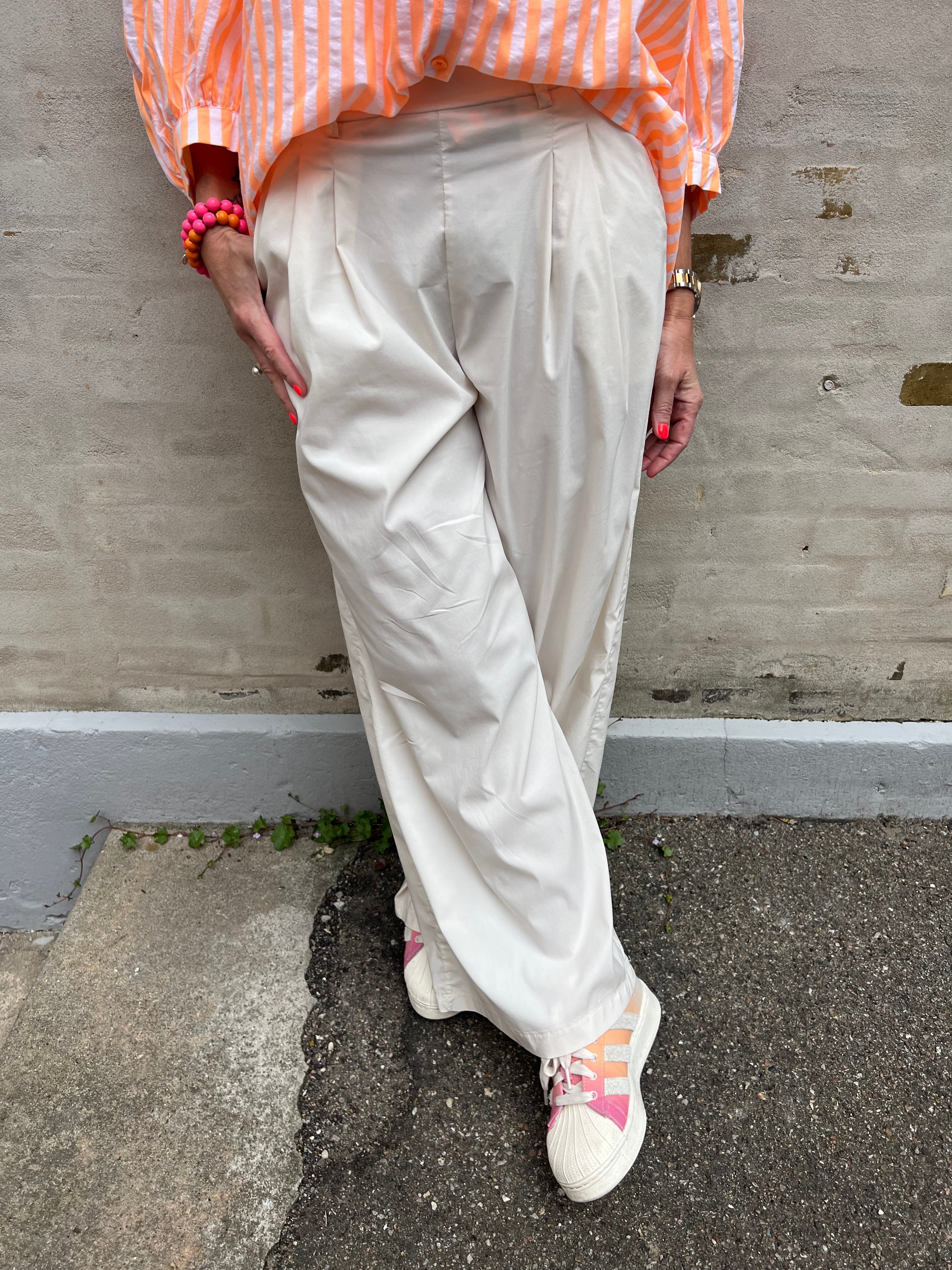 Davina wideleg pant cream