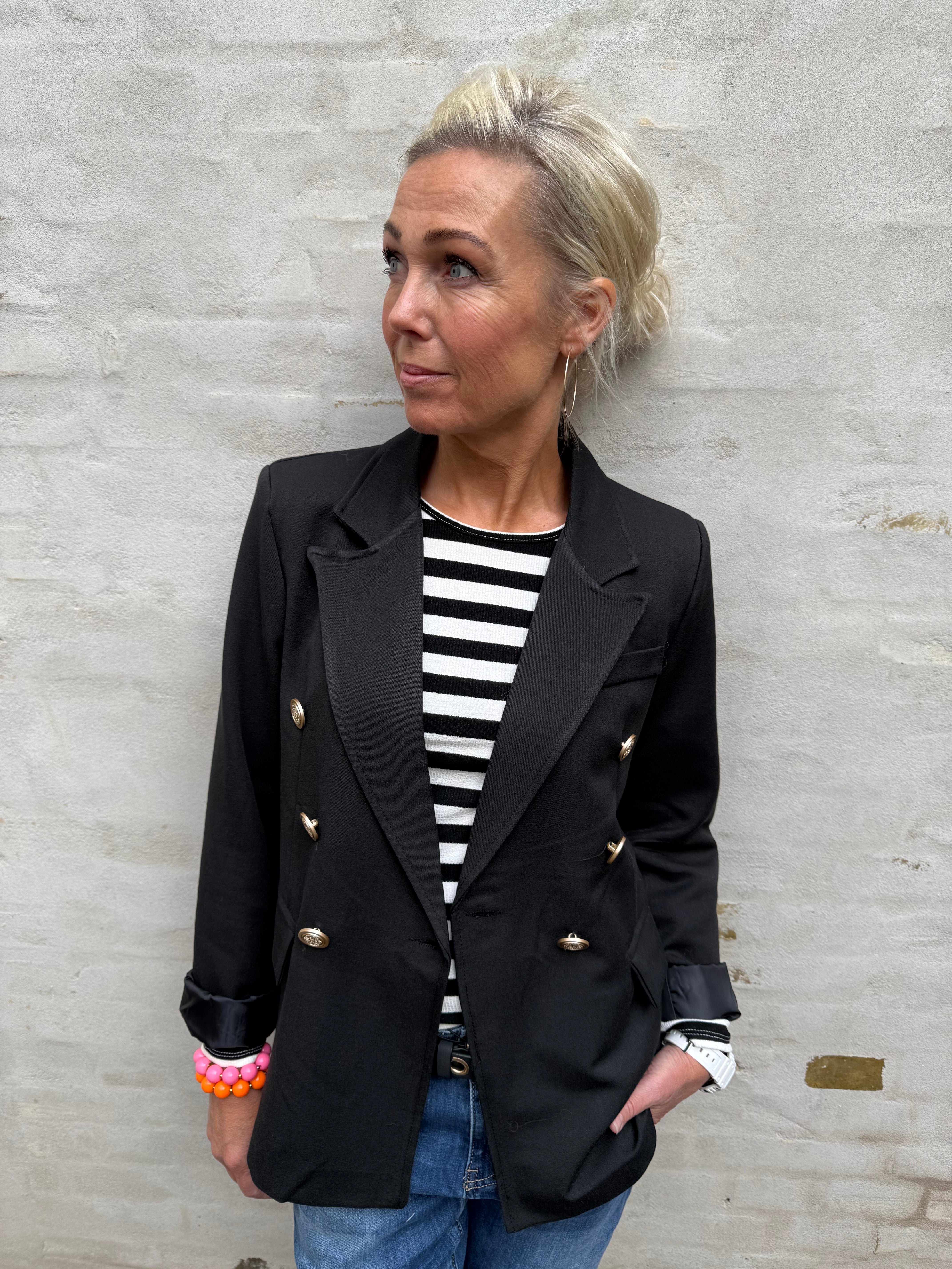 Topaz Blazer - Black