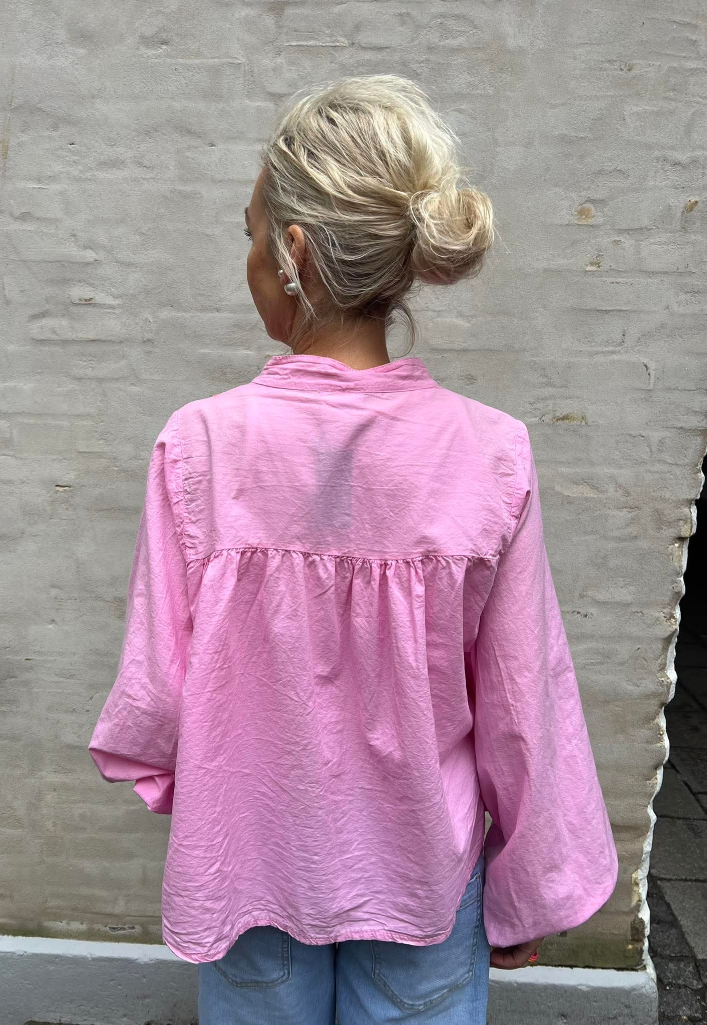 Lux Shirt w. Embrodery - Rosa