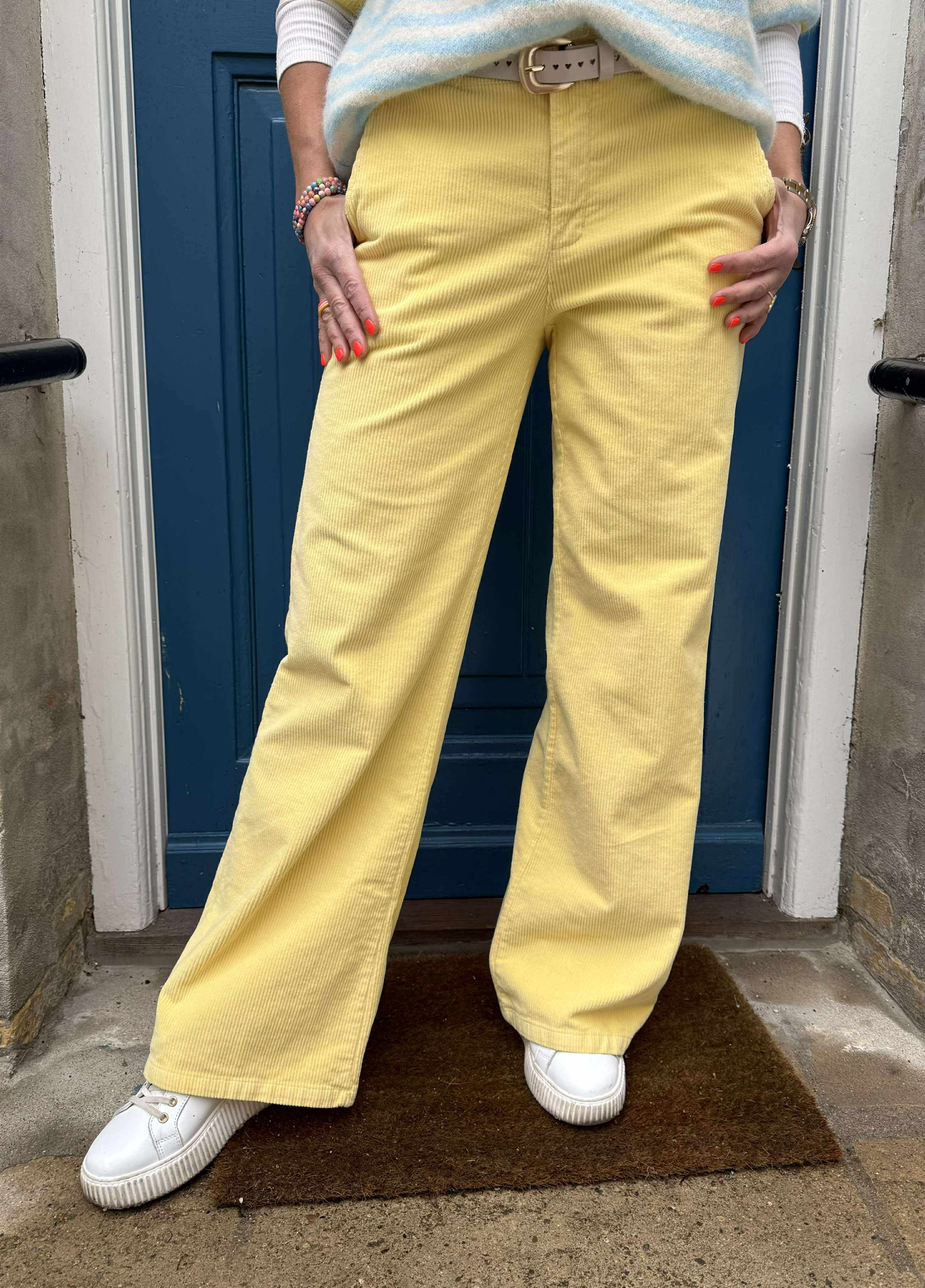 CORA corduroy box pant - Lt. Yellow