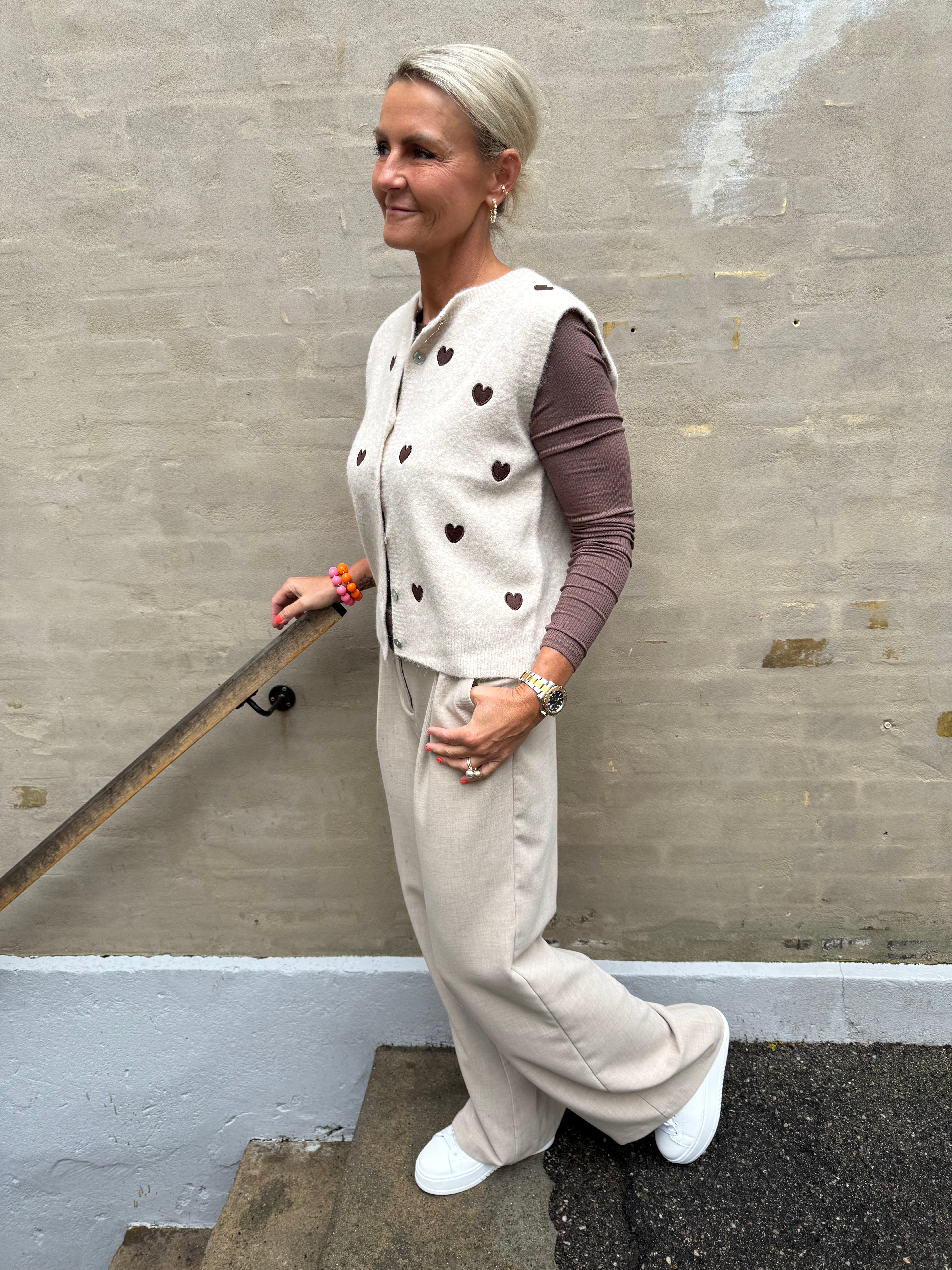 Vigga Vest - Beige Heart