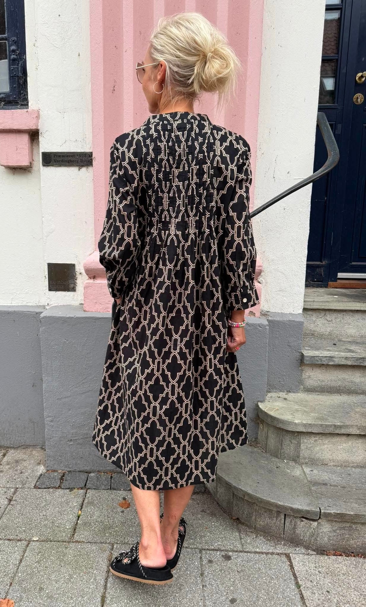 Torino Dress - Black and Beige