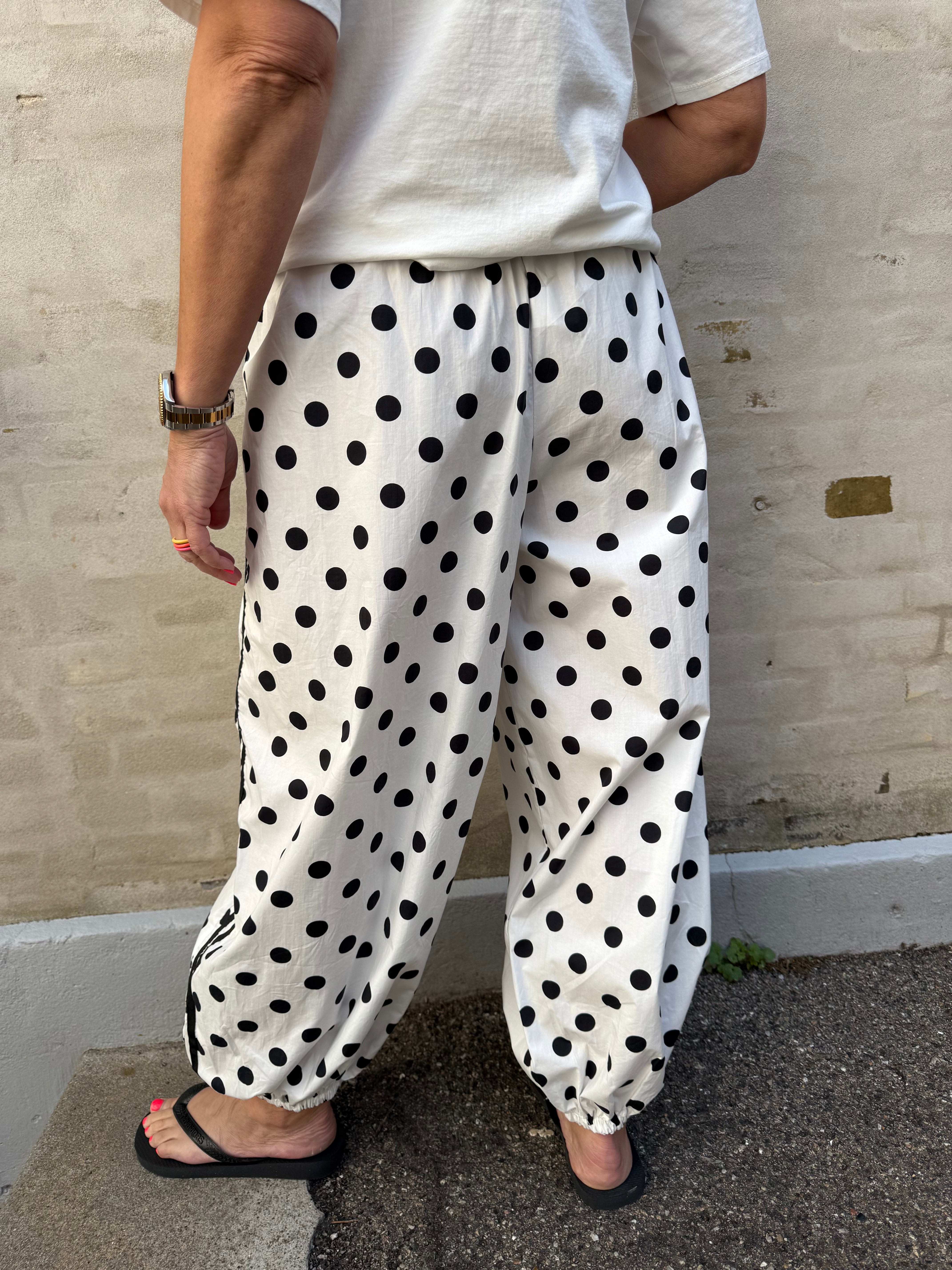 Preorder-Ballon Dot Pants - White