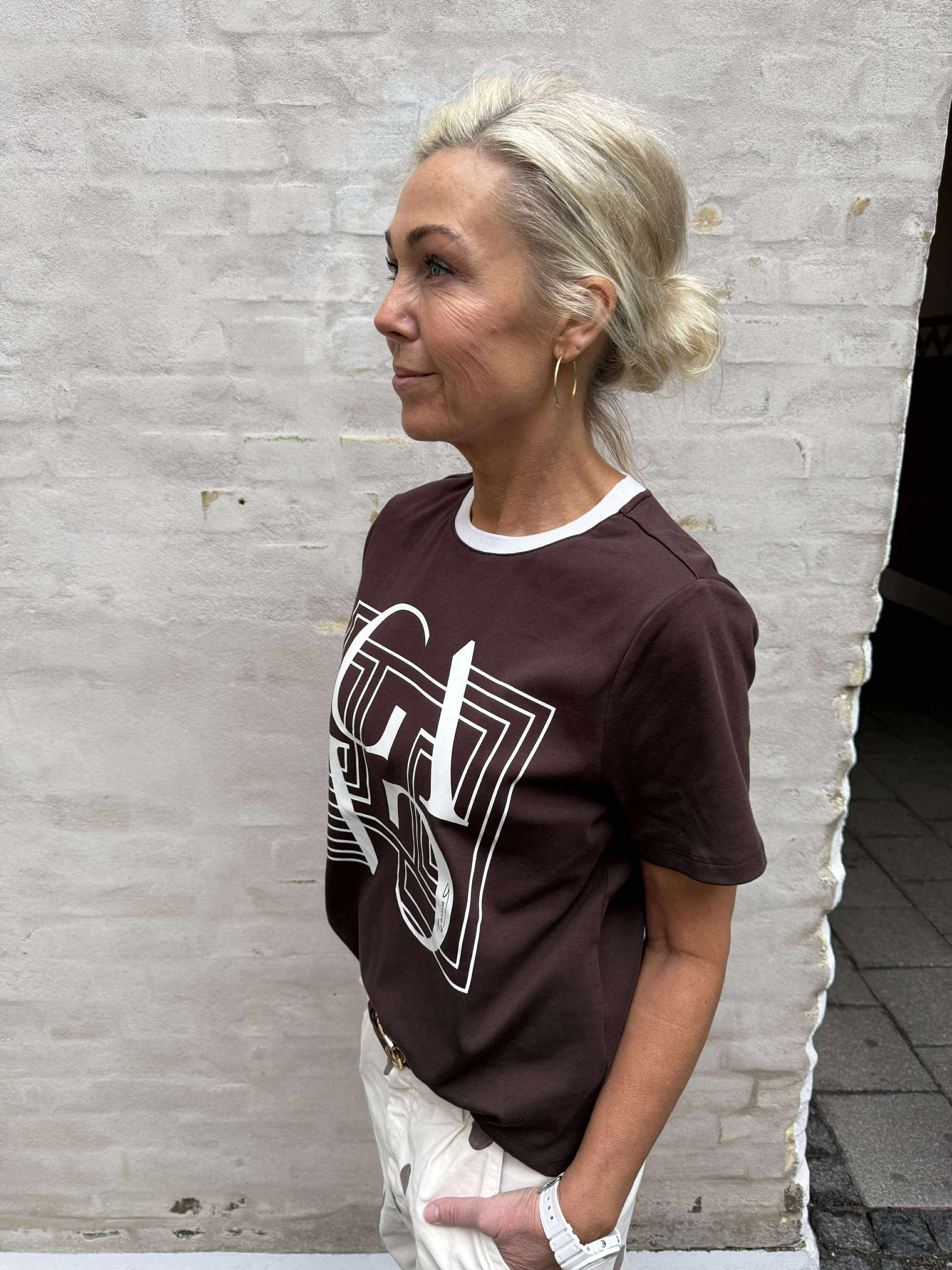 BasGO Tee - Chokolate