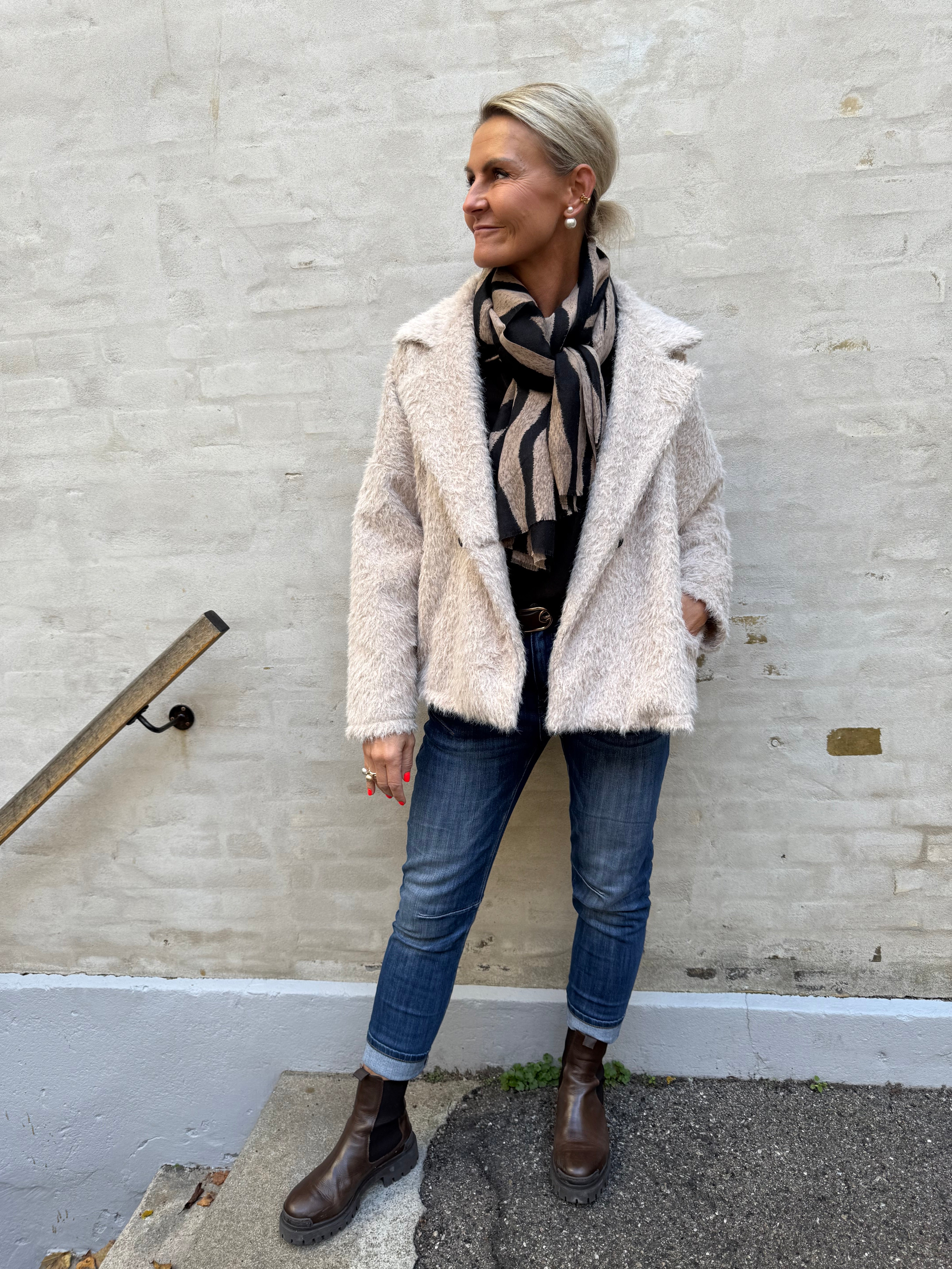 ALVIDA winter scarf - Latte