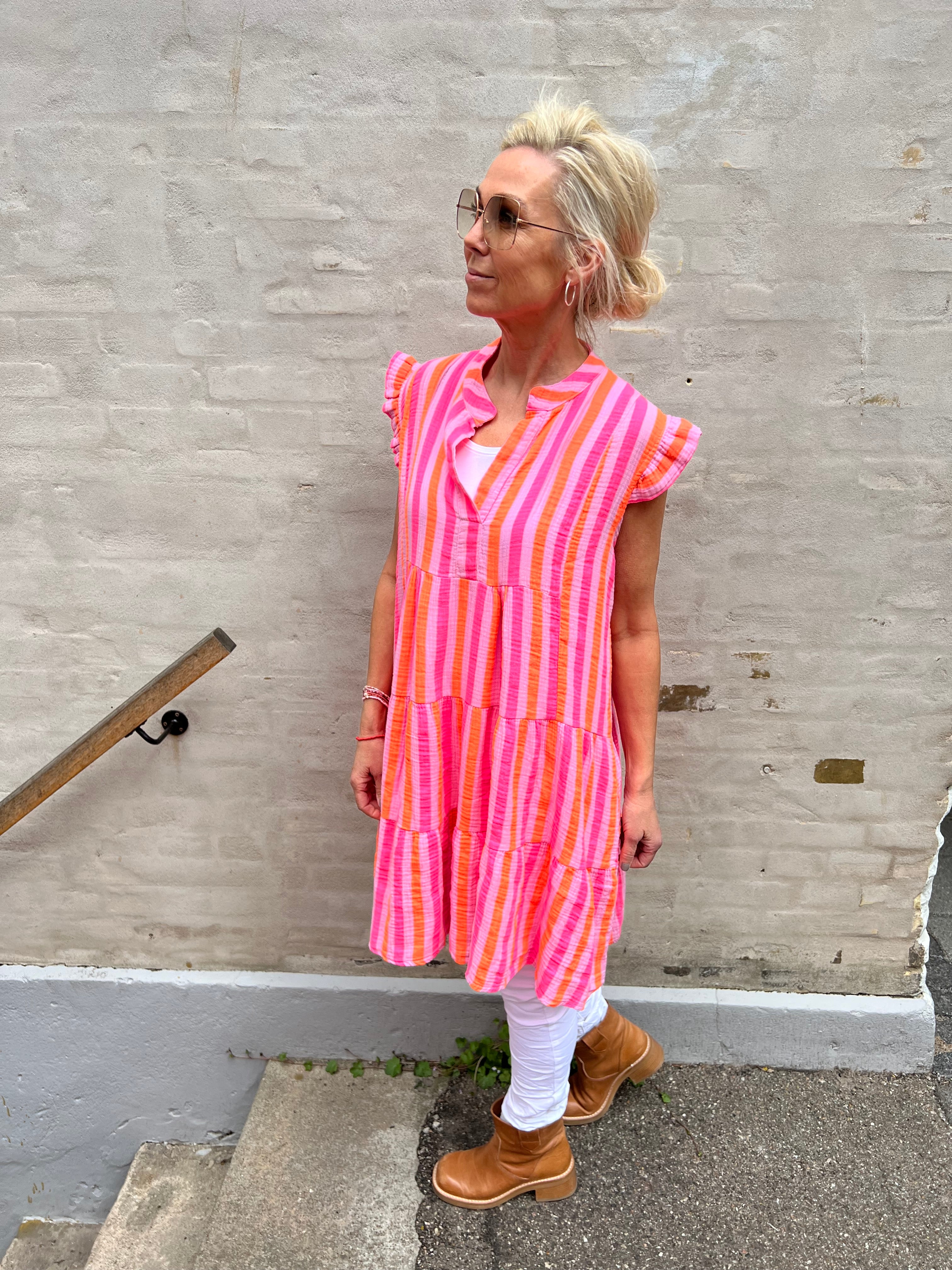 Debbie dress multi strib