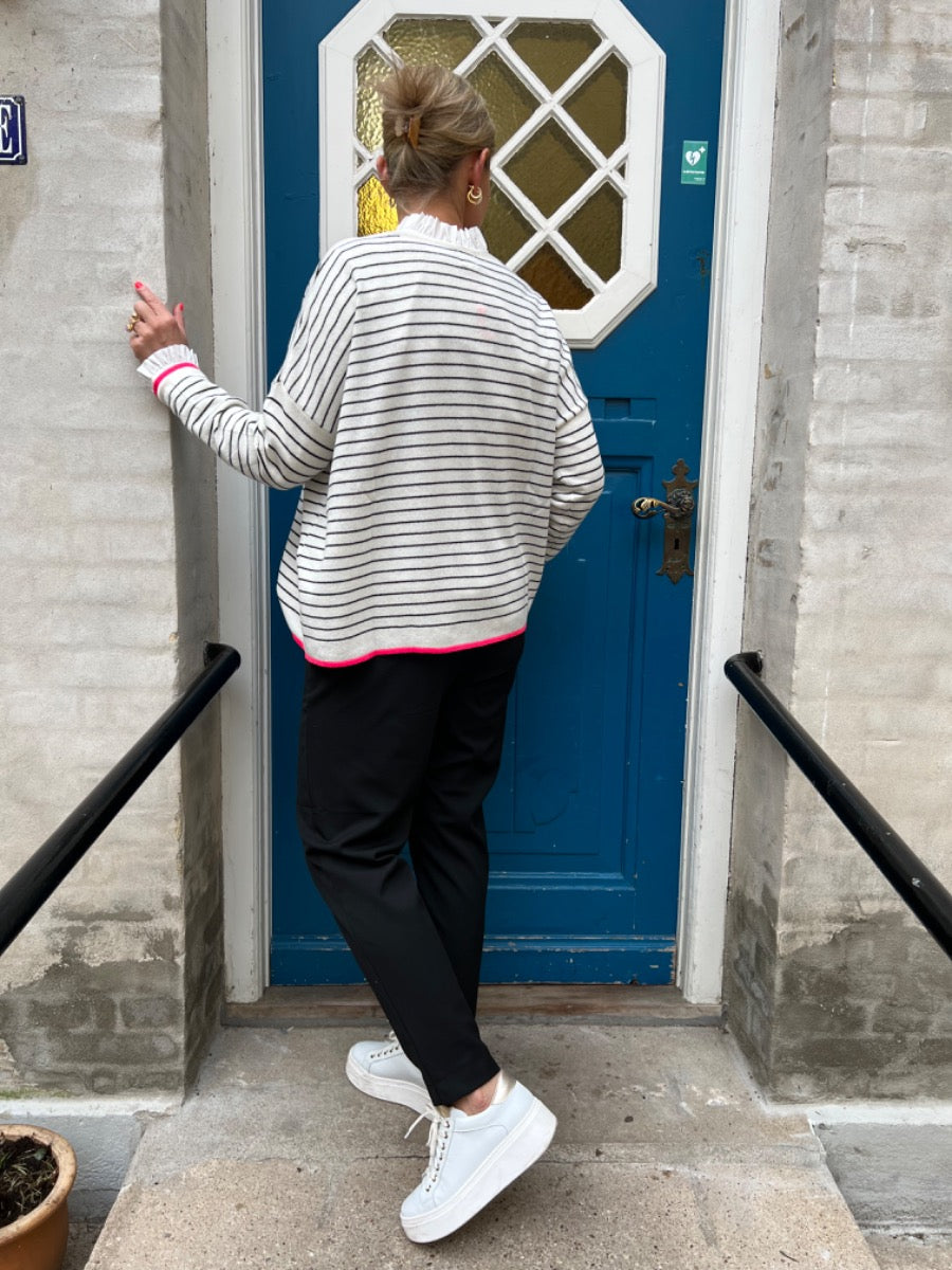 Lisa Slim Pant - Black