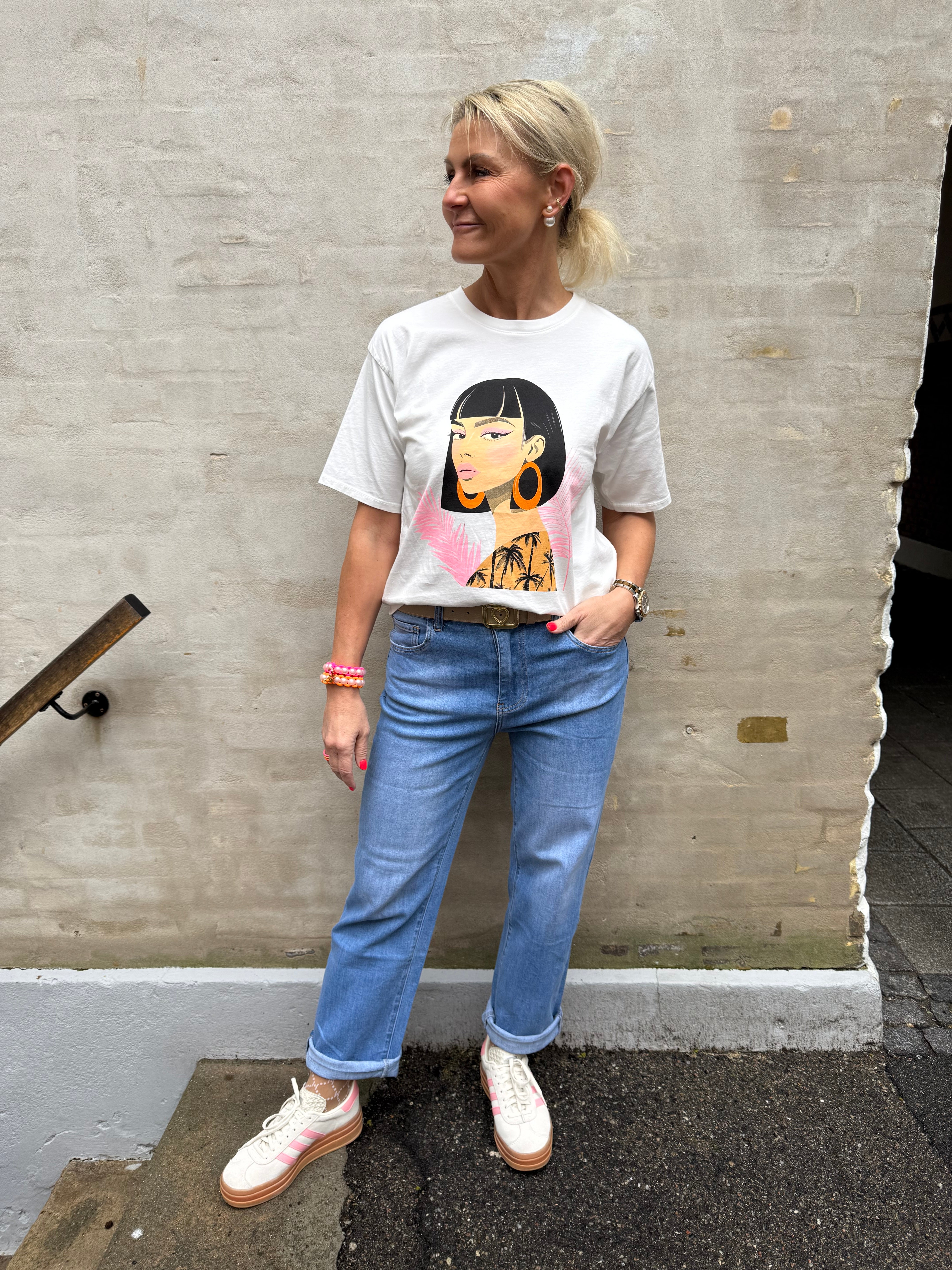 Kleopatra Tee - White/Pink/Orange