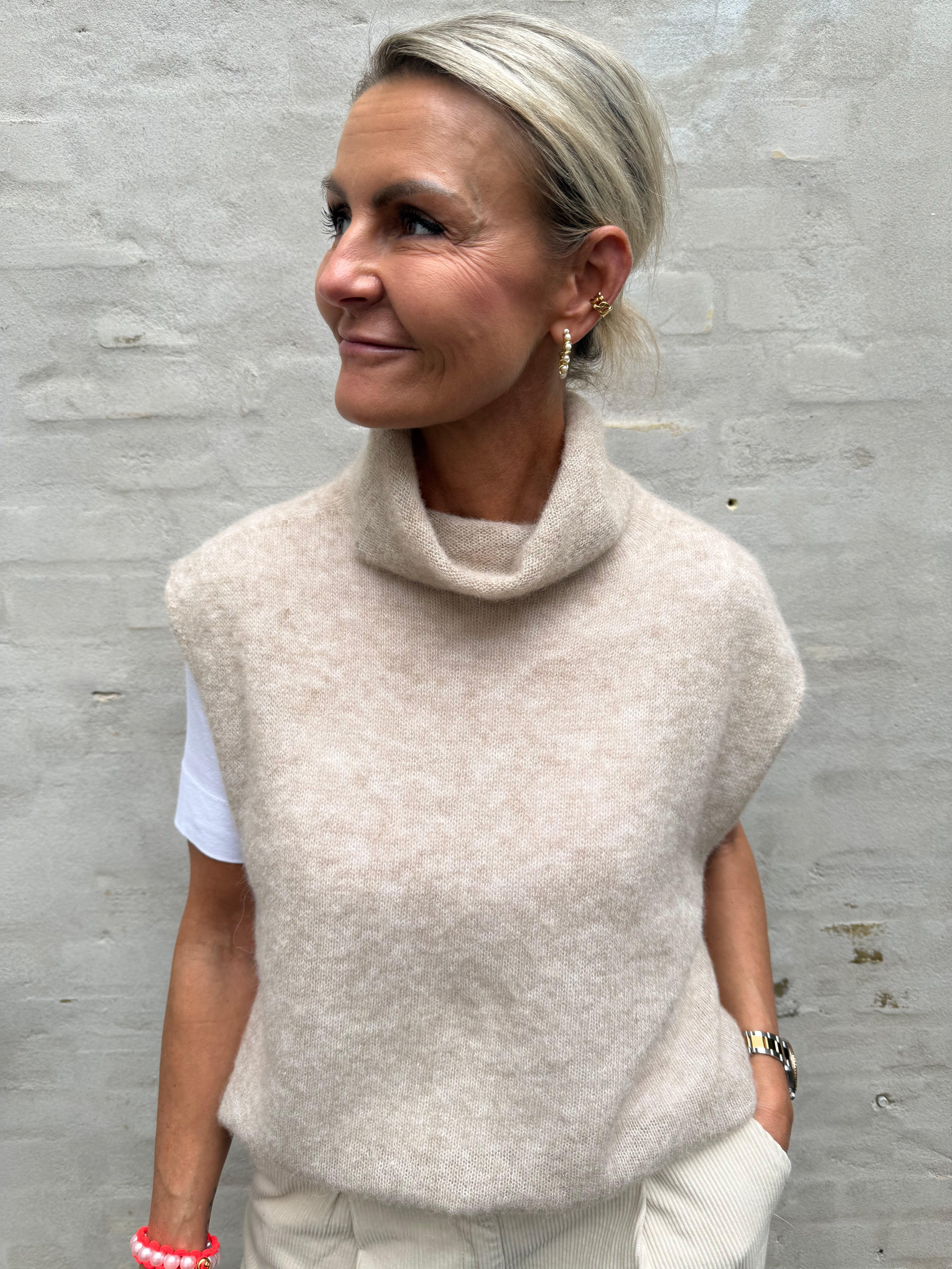 DELL roll neck knit vest - Natural