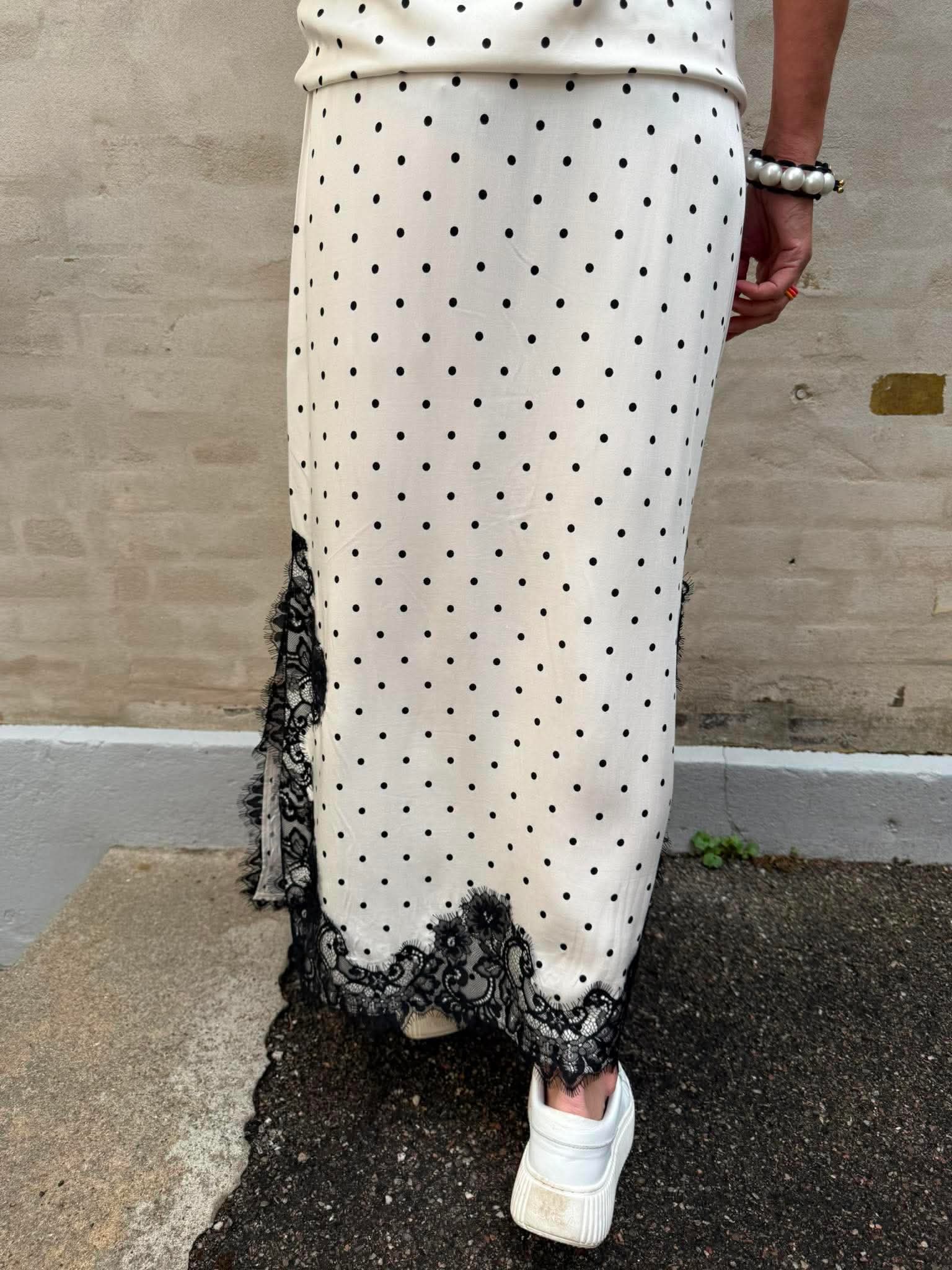 AmeliCC Dot Lace Skirt - Off White