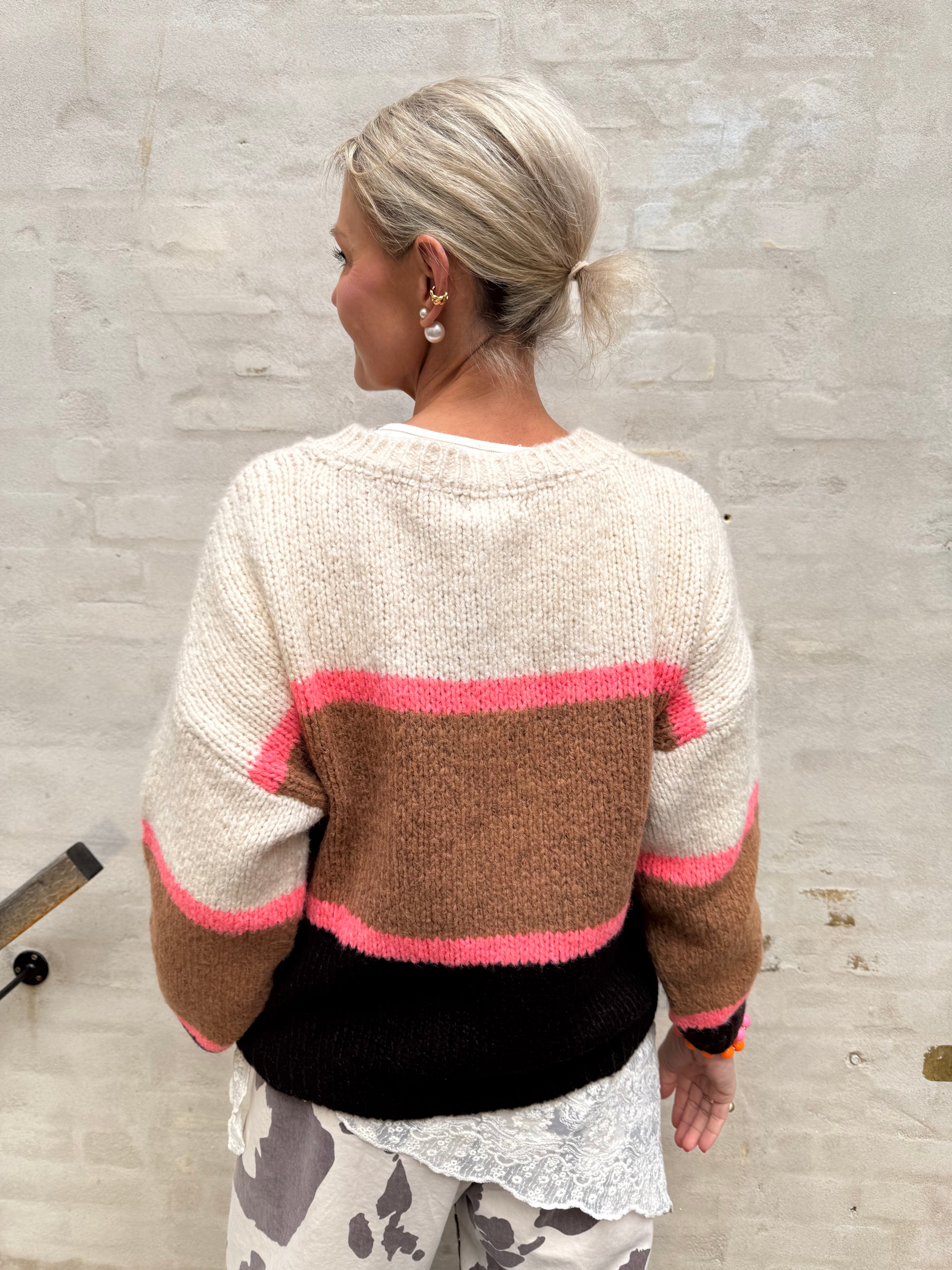 PREORDER-HILDUR knit jumper - Camel