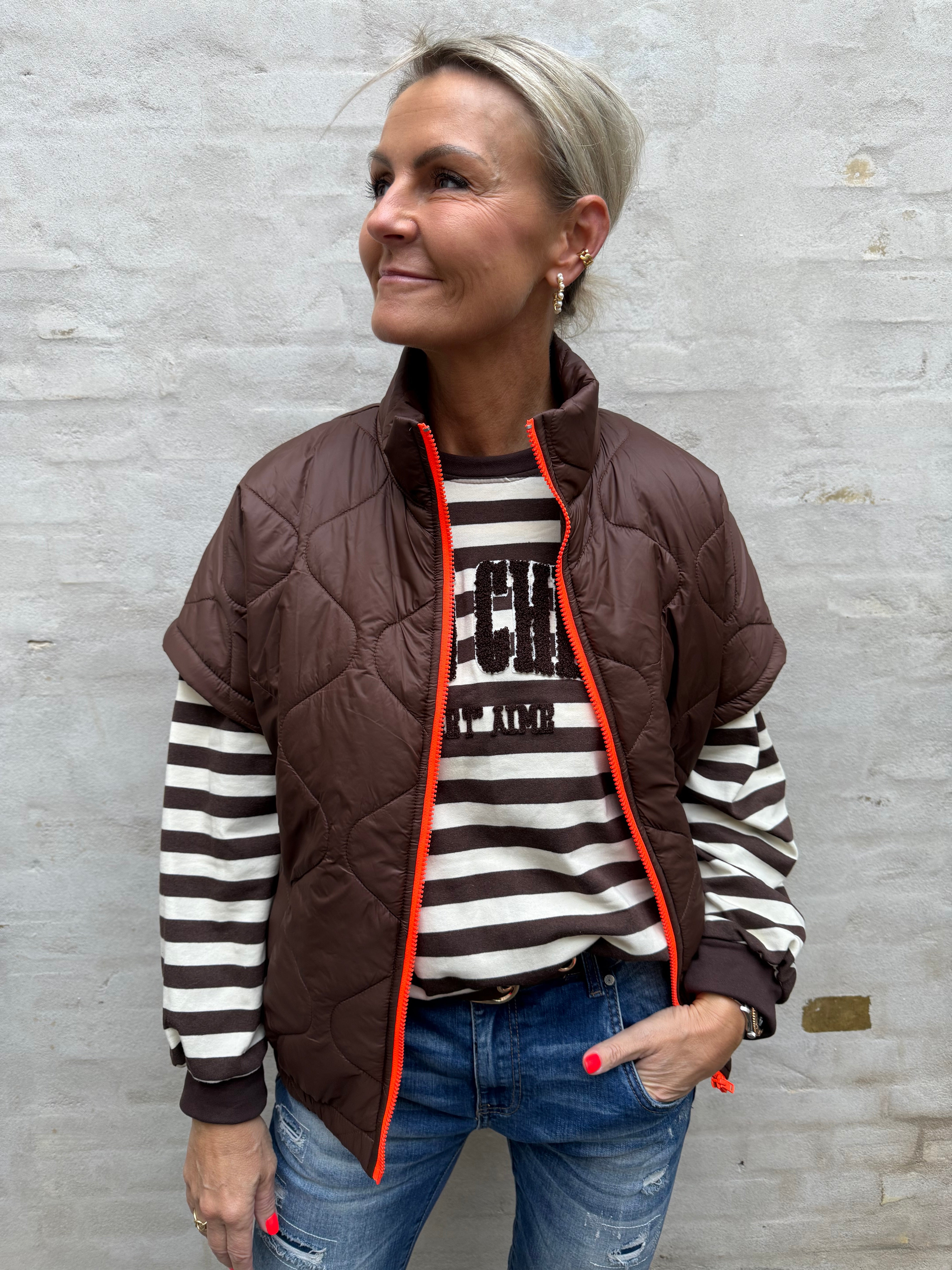 Bianca Vest - Brown Coral