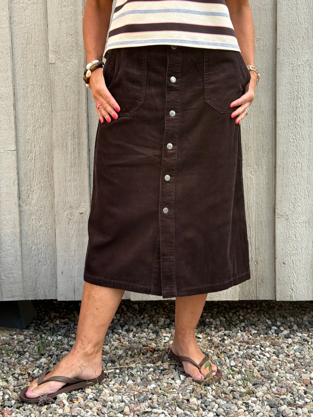 SHIRAZ HW MIDI BUTTON SKIRT - Chocolate Torte