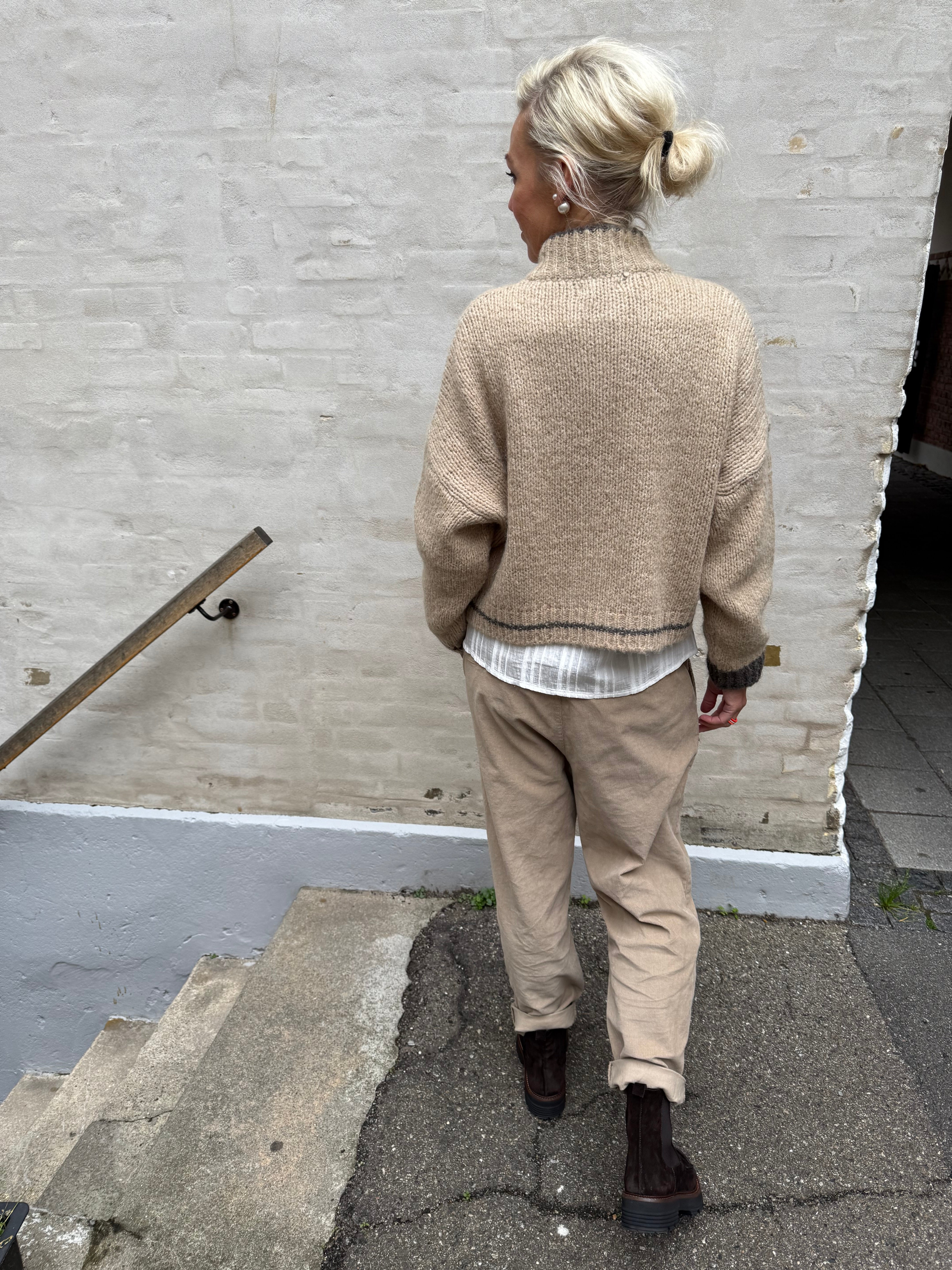 Marcella Knit Cardigan - Beige/Coral