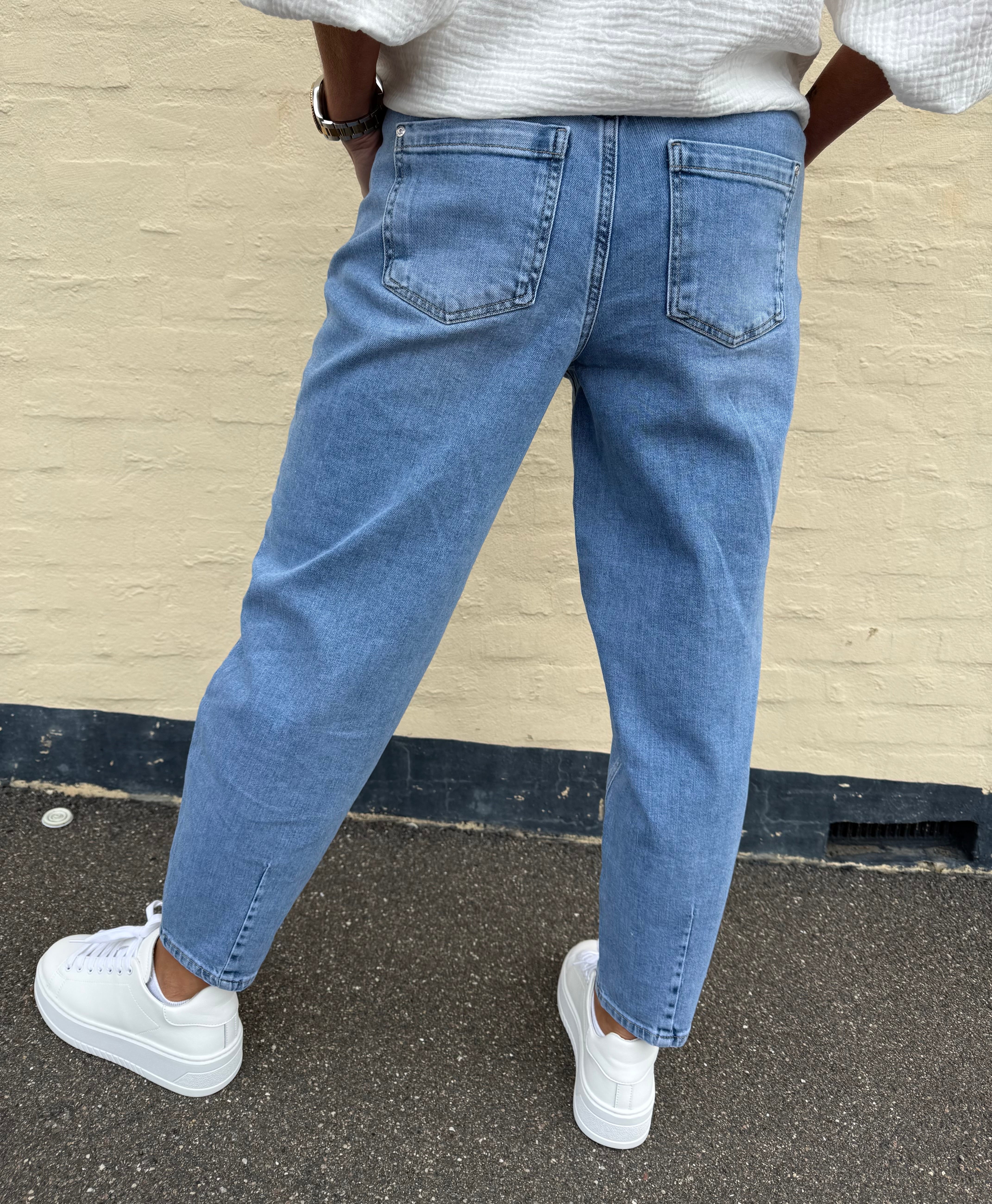 Karlie Barrel High Waist - Äkta ljusblå