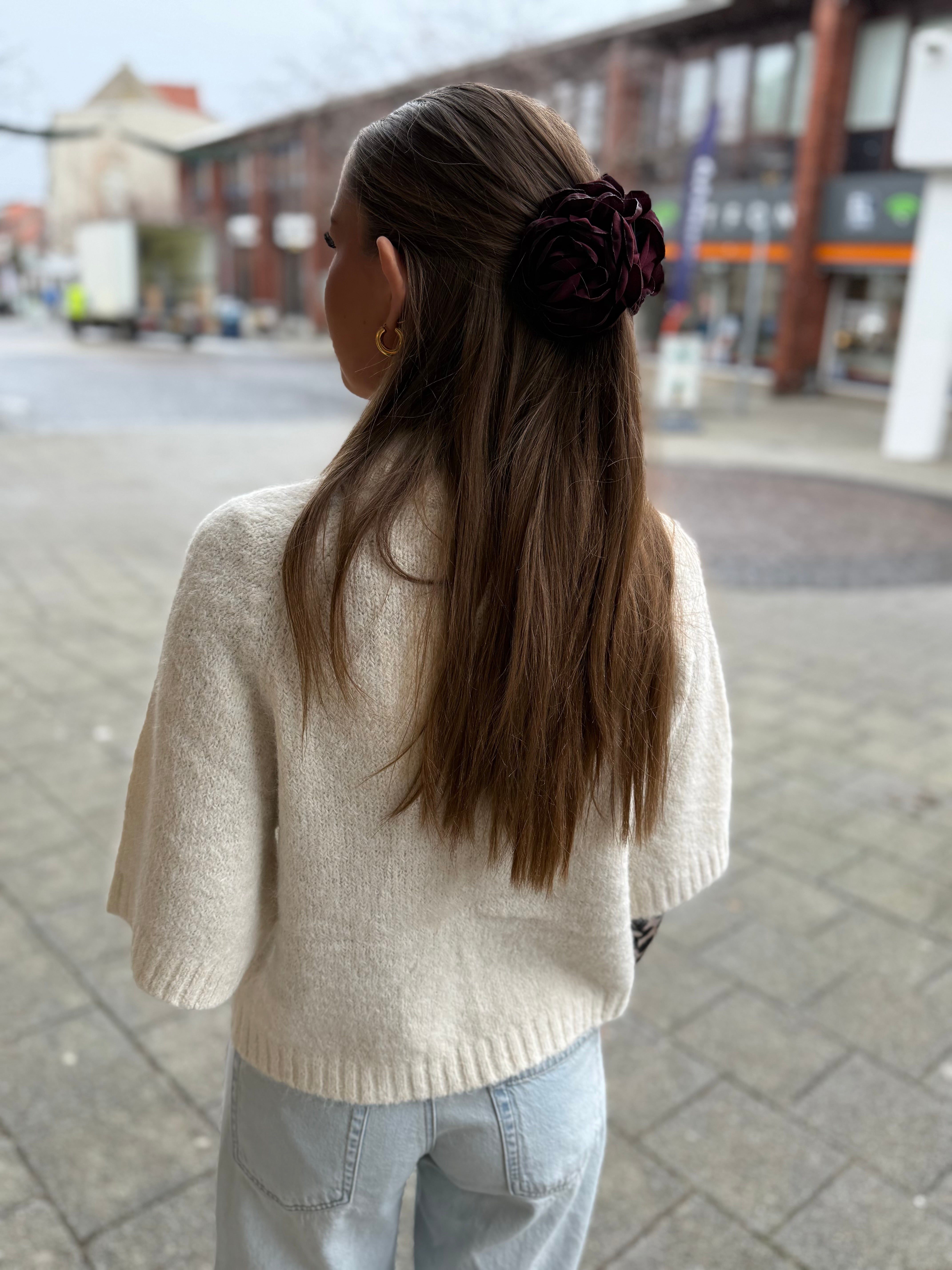 Benuta Fluffy Knit Cardigan - Off White