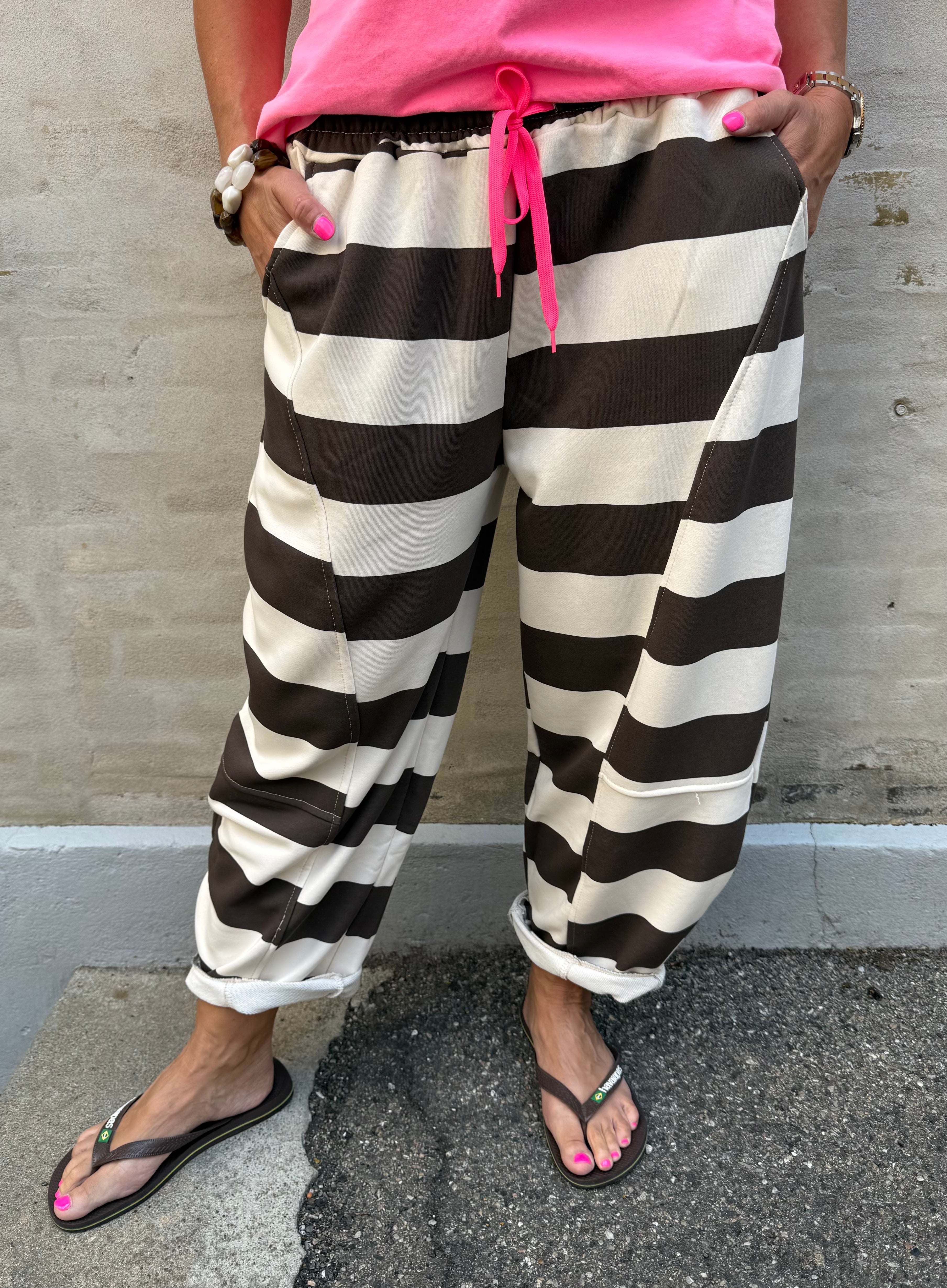 PREORDER- Very Striped Sweatpants - Off White/Brown