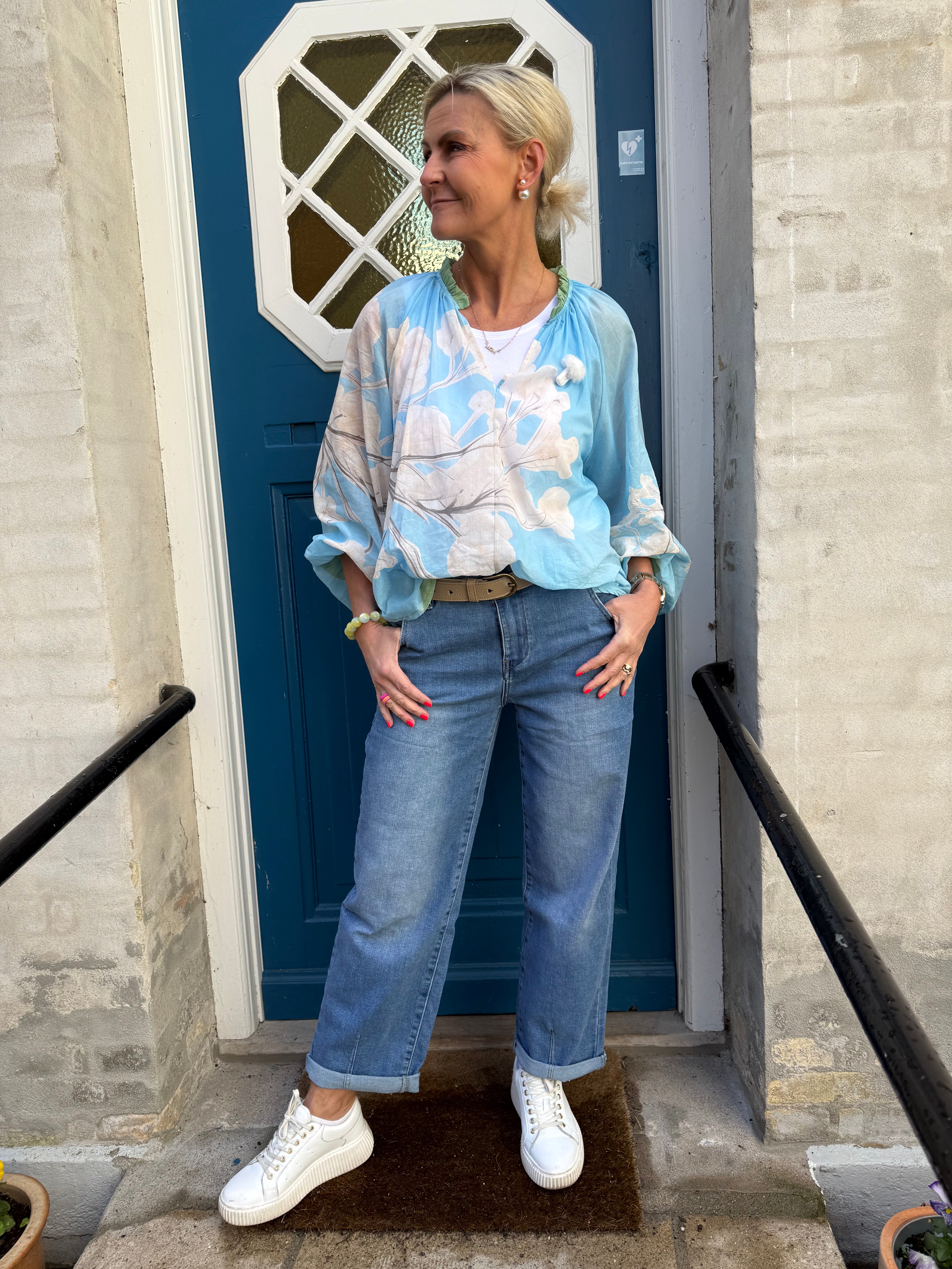 CAMELLIA blouse - Lt. Blue