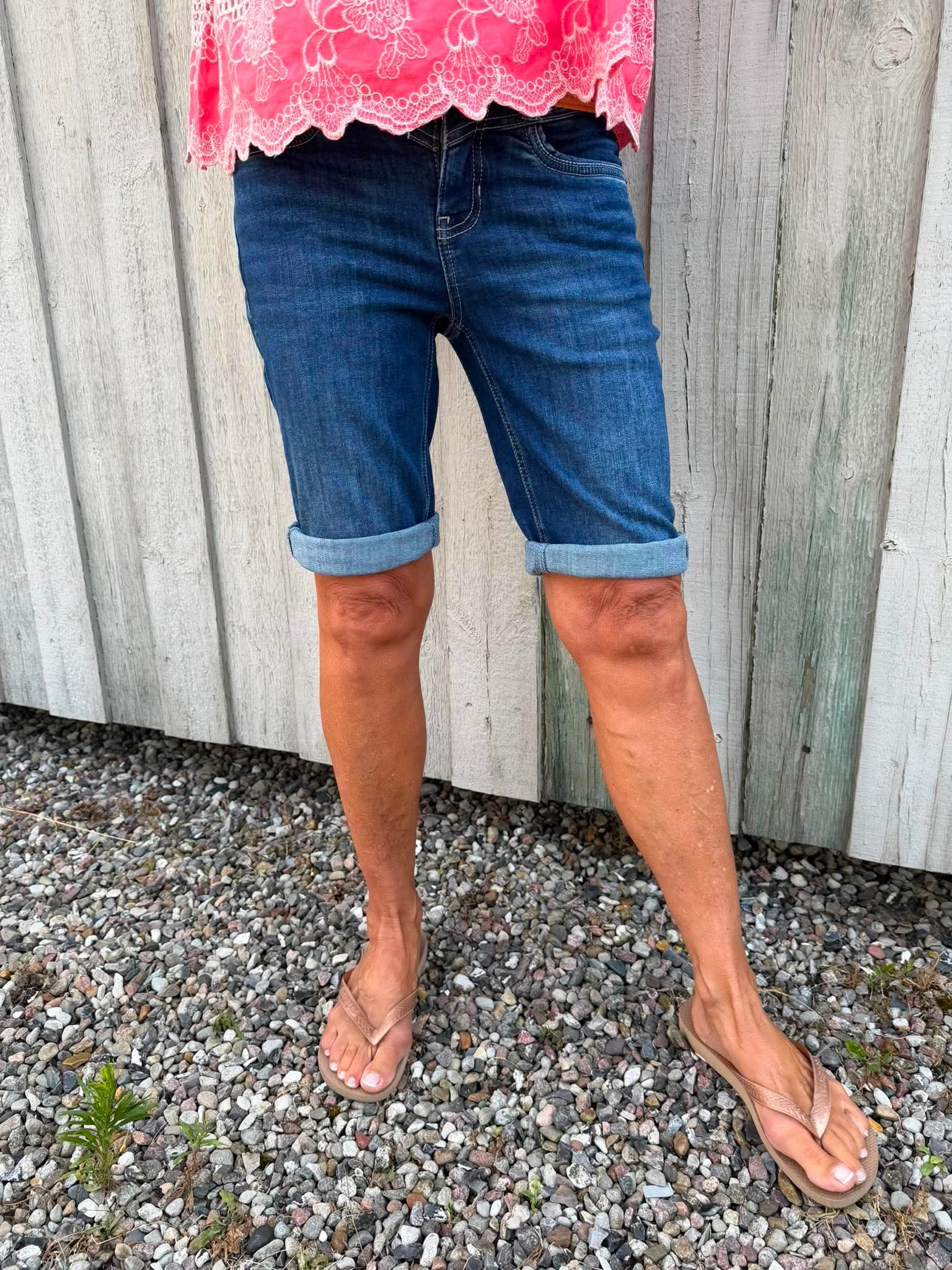 Jane MW Bermuda - Dark Blue Denim