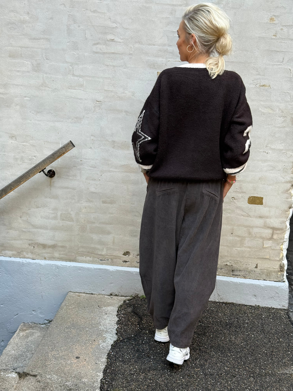 23 Pullover - Brown/White