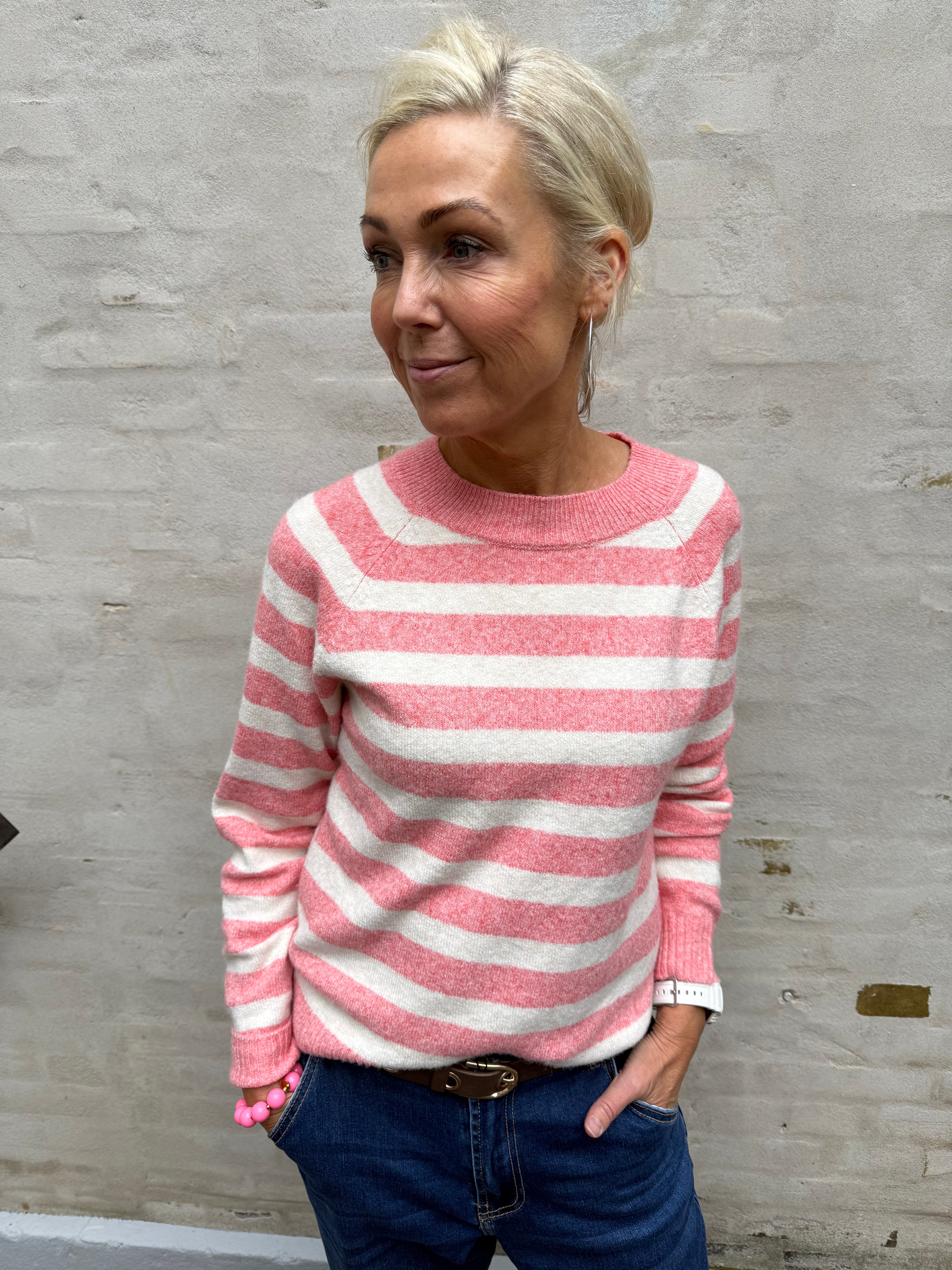 DOFFY O-NECK BLOUSE - Coral Paradise/BIRCH