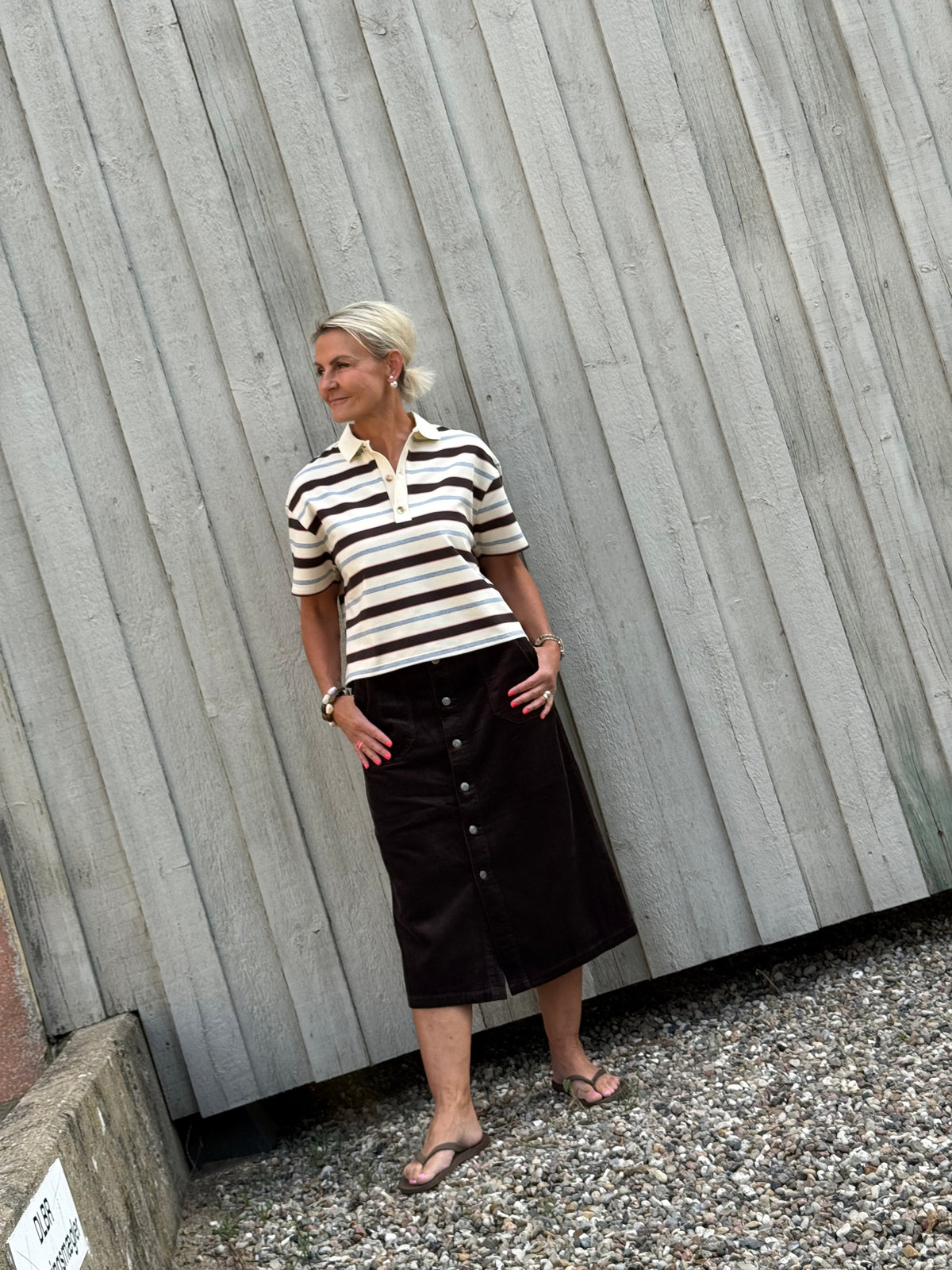 SHIRAZ HW MIDI BUTTON SKIRT - Chocolate Torte