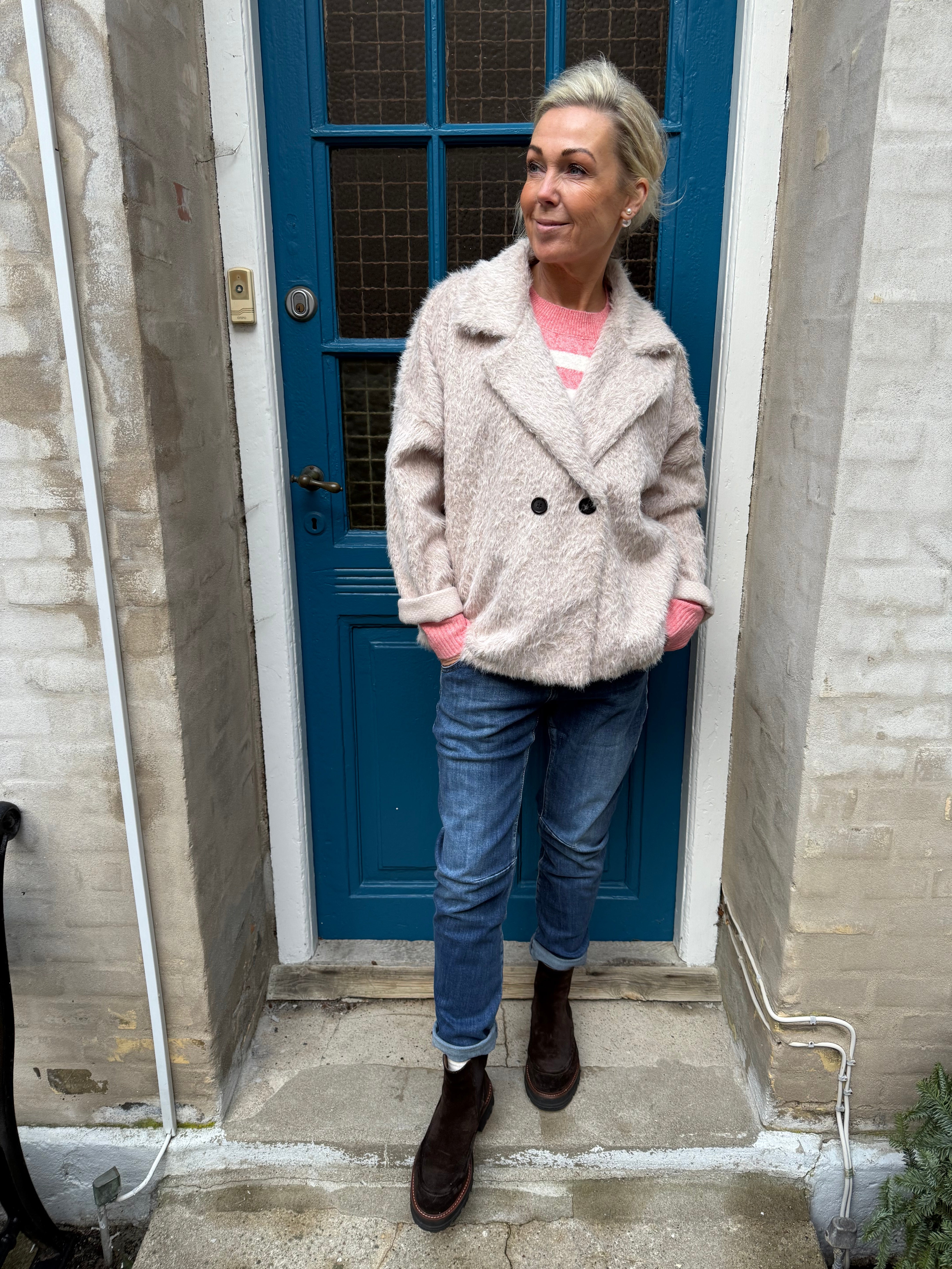 Pamela Jakke - off white