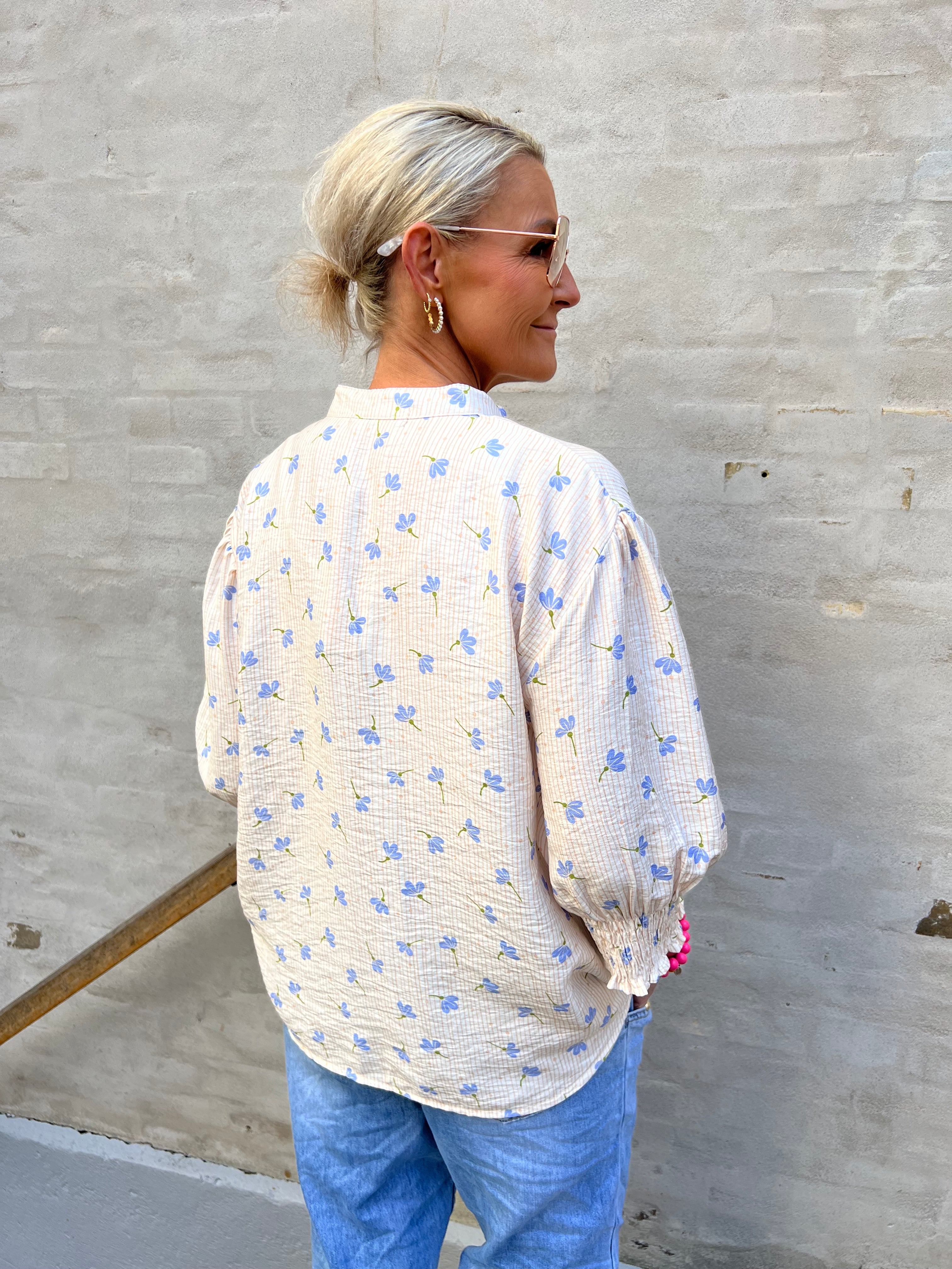 PREORDER-Charlie shirt celeste