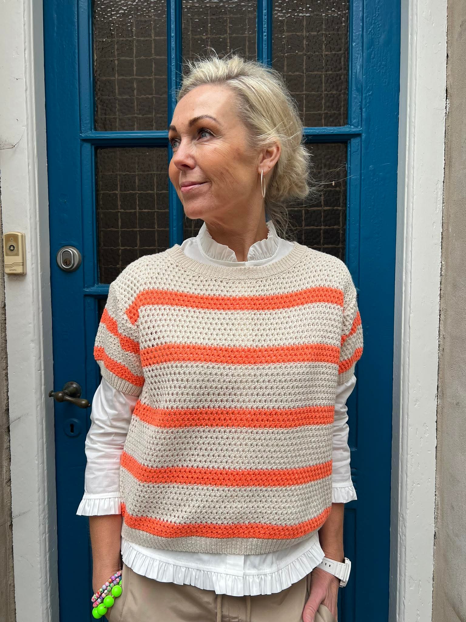 Stickad randig T-shirt - Benvit/Orange