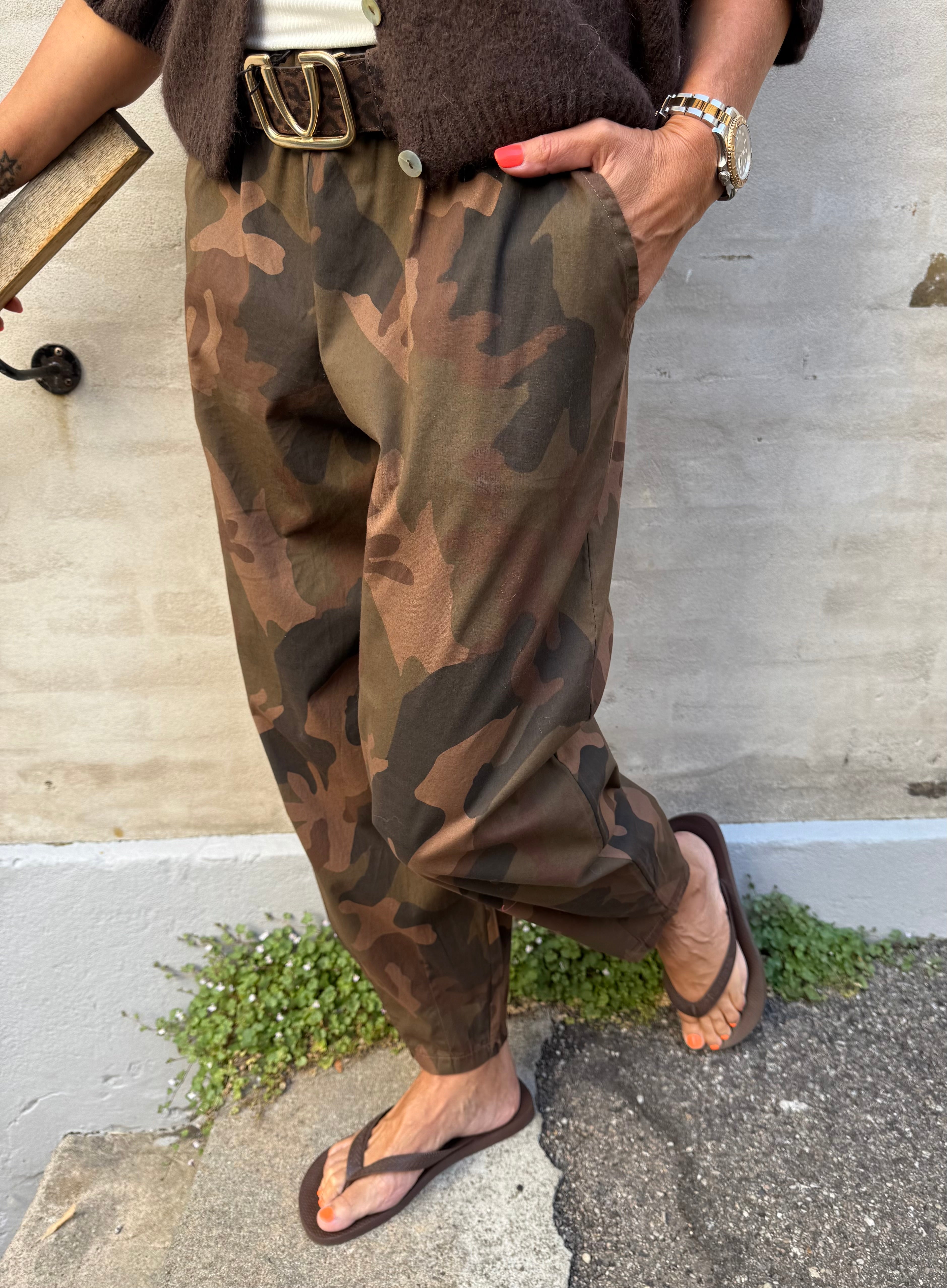 Abbie Barrel Pant - Brown Camou