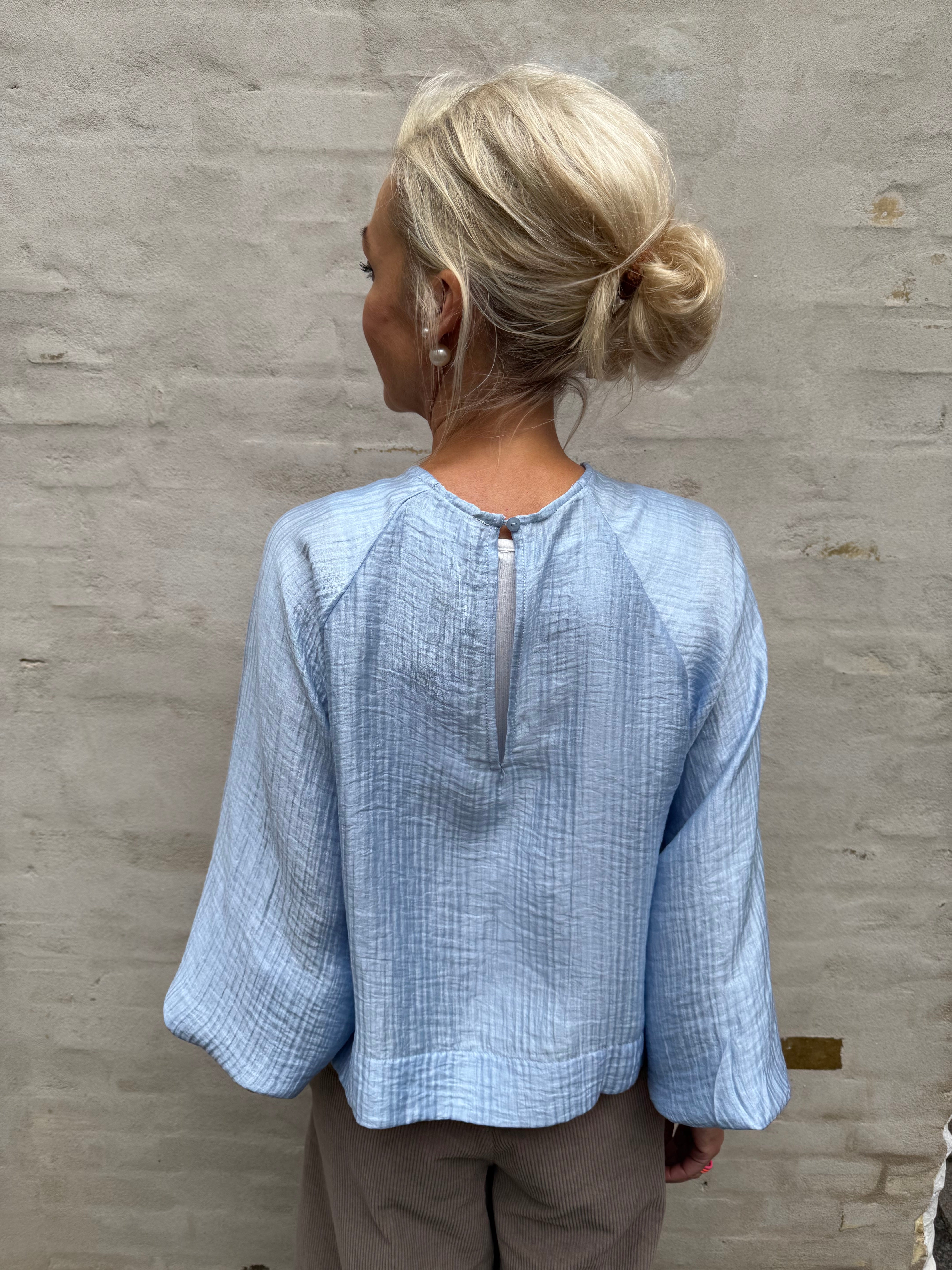 TassyCC Raglan Blouse - Blue