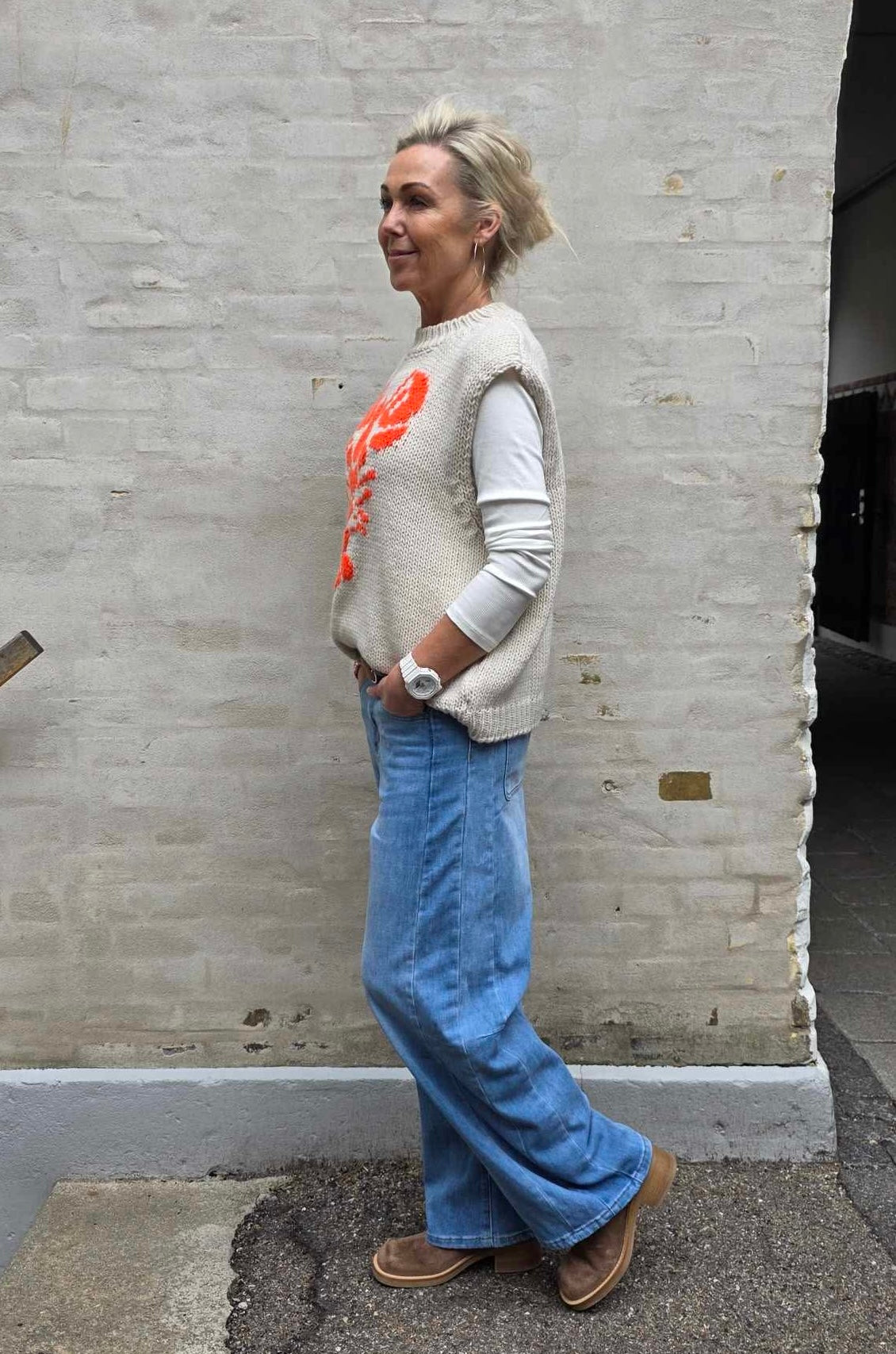 Lobster Knit Vest - Off White/Orange Fluo