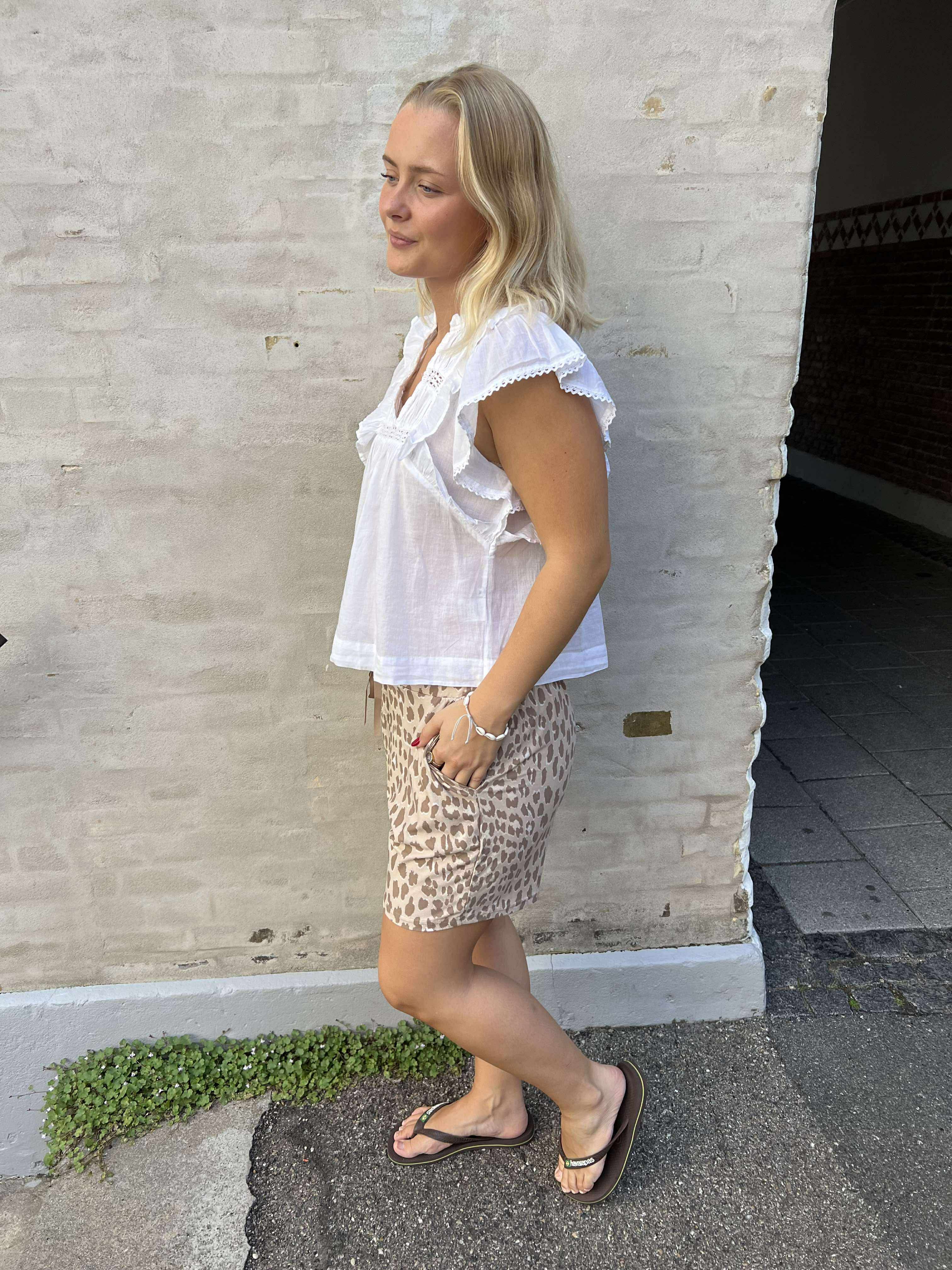 Alma Shorts - Desert Lux Leo