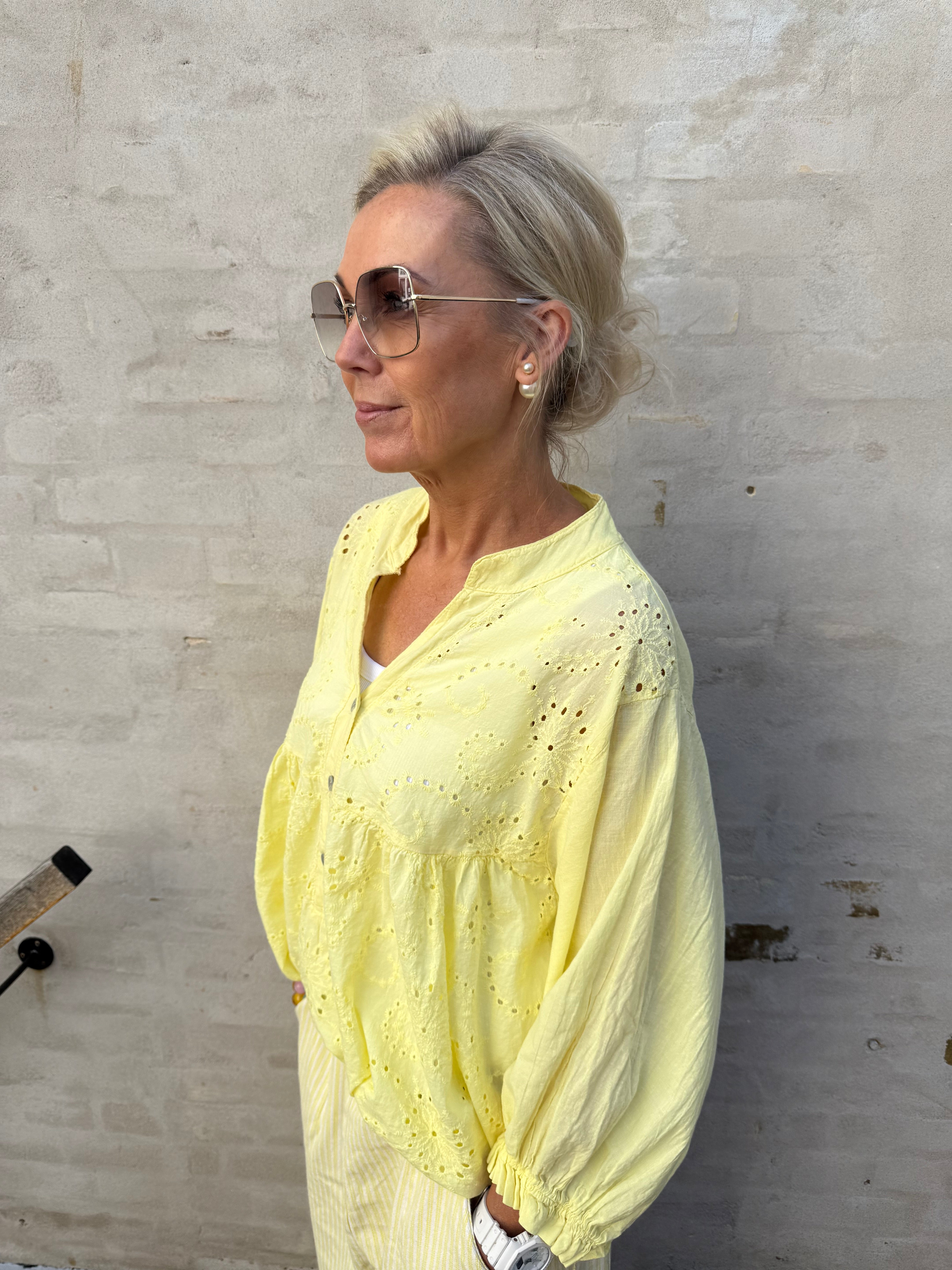 Vibse Shirt - Yellow