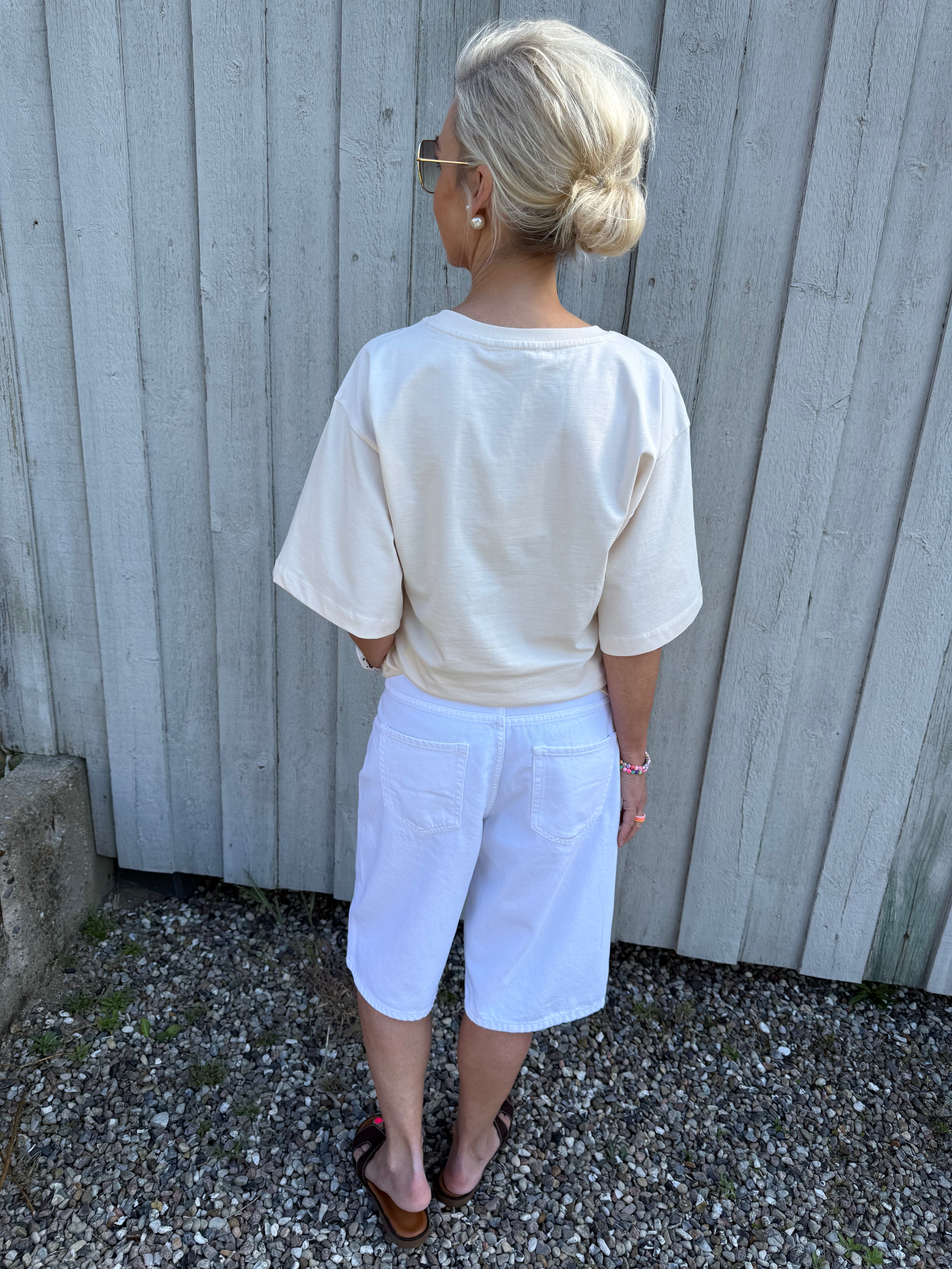 LINA MW BERMUDA SHORTS - White