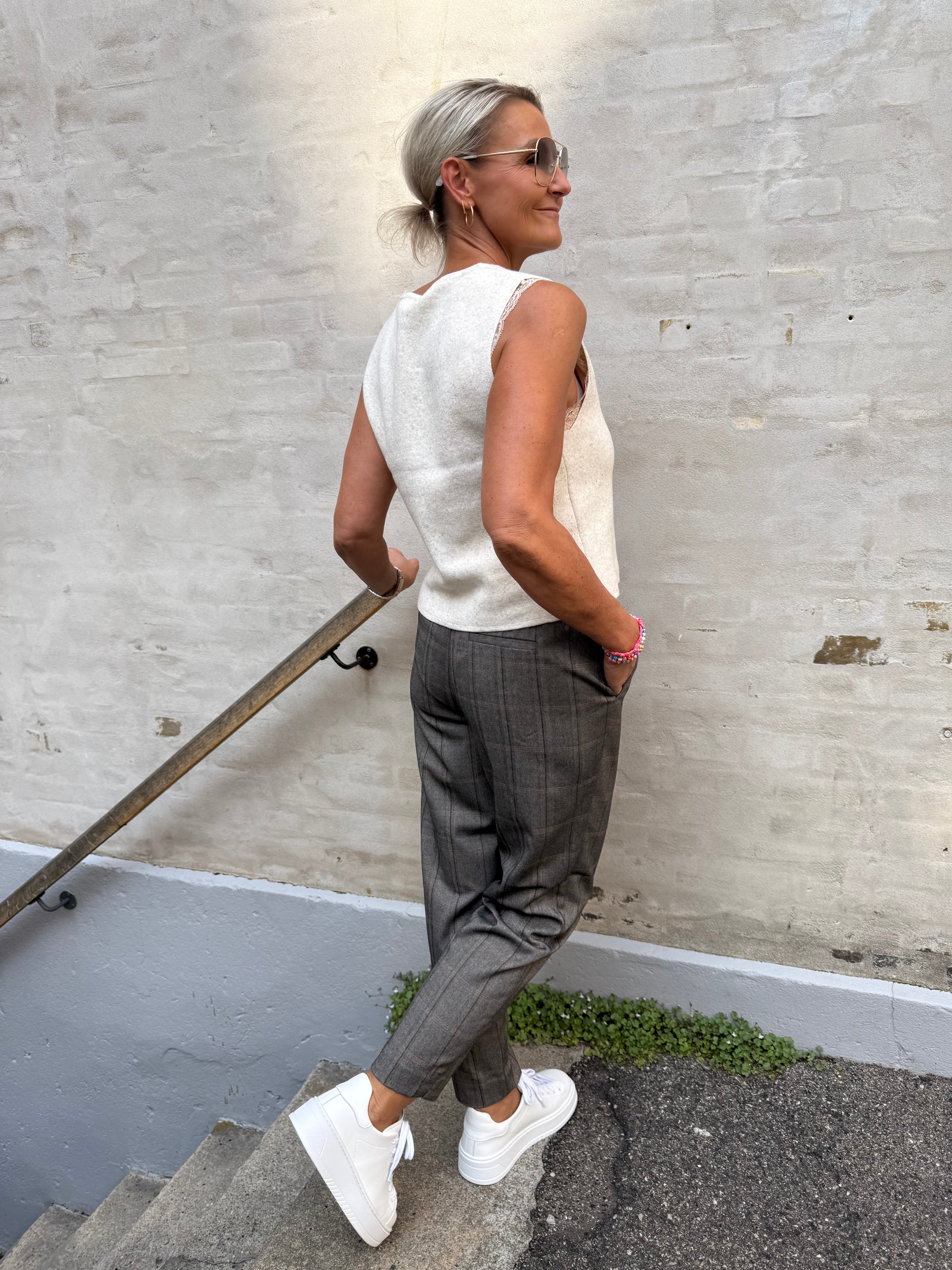 Lisa Slim Pant - Black/Humus