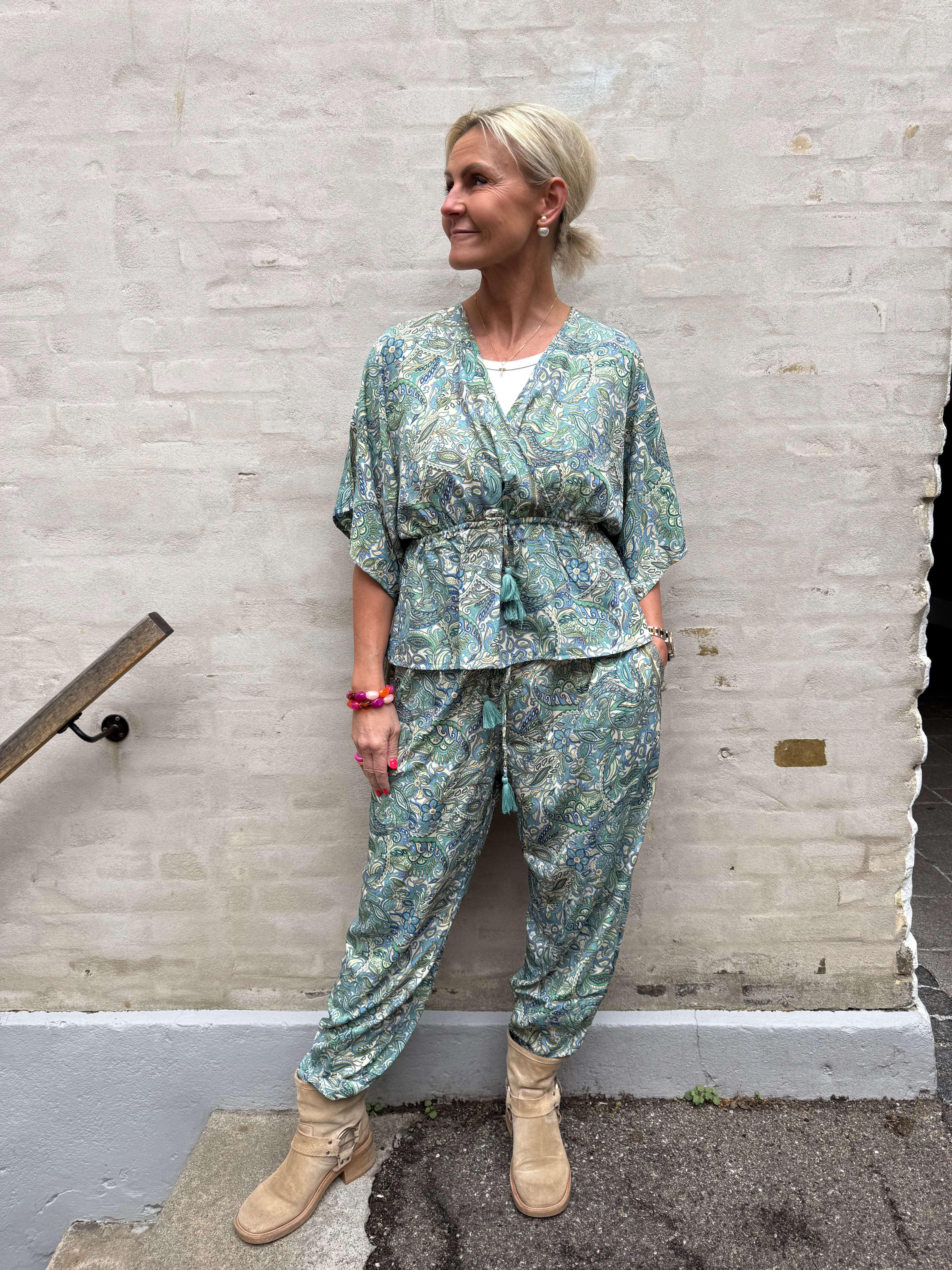LUNA V-neck blouse - Sea Green