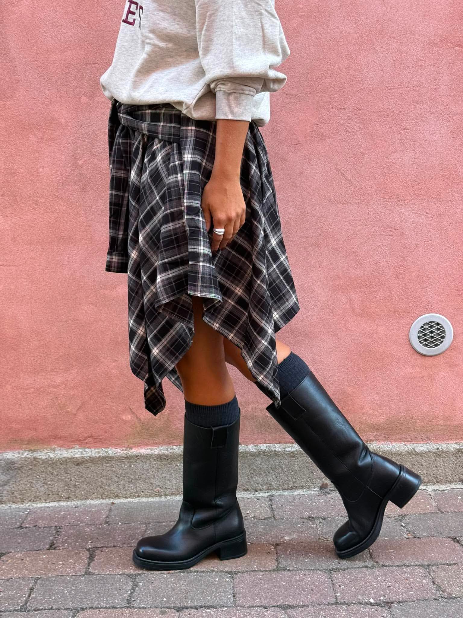 DagnyCC Check Tie Skirt - Black