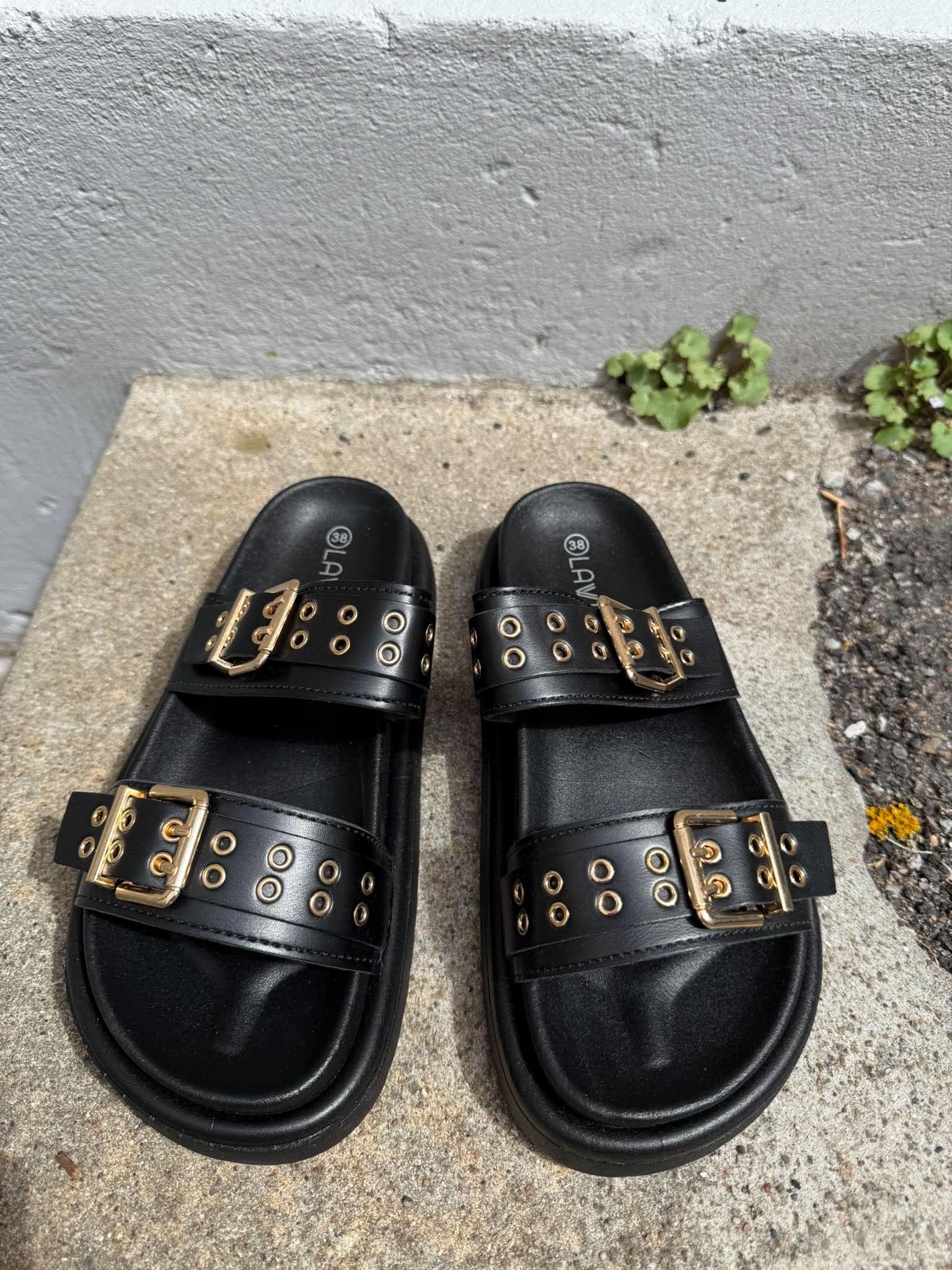 Holy Moly Sandals - Black