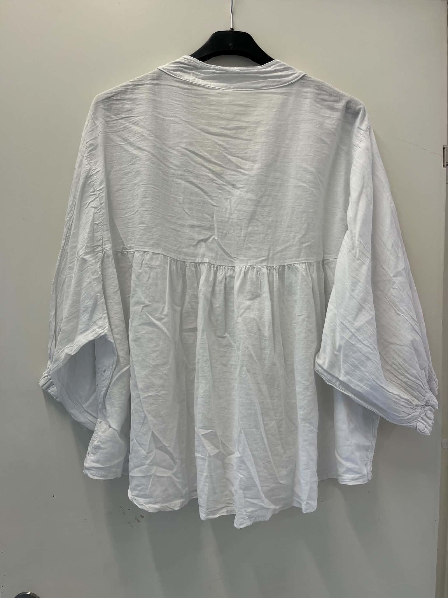 Vibse Shirt - White