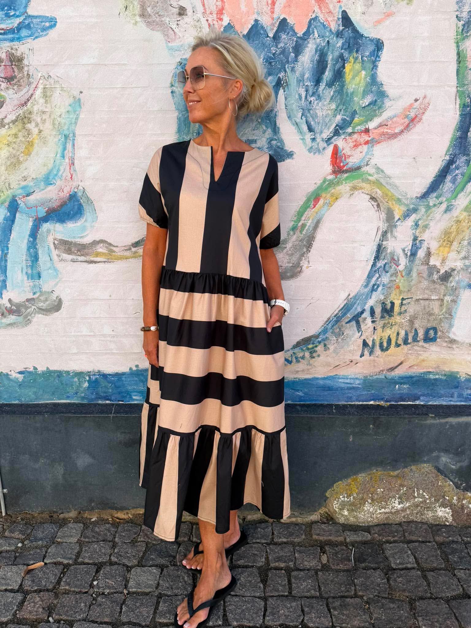 Long Striped - Beige/Black