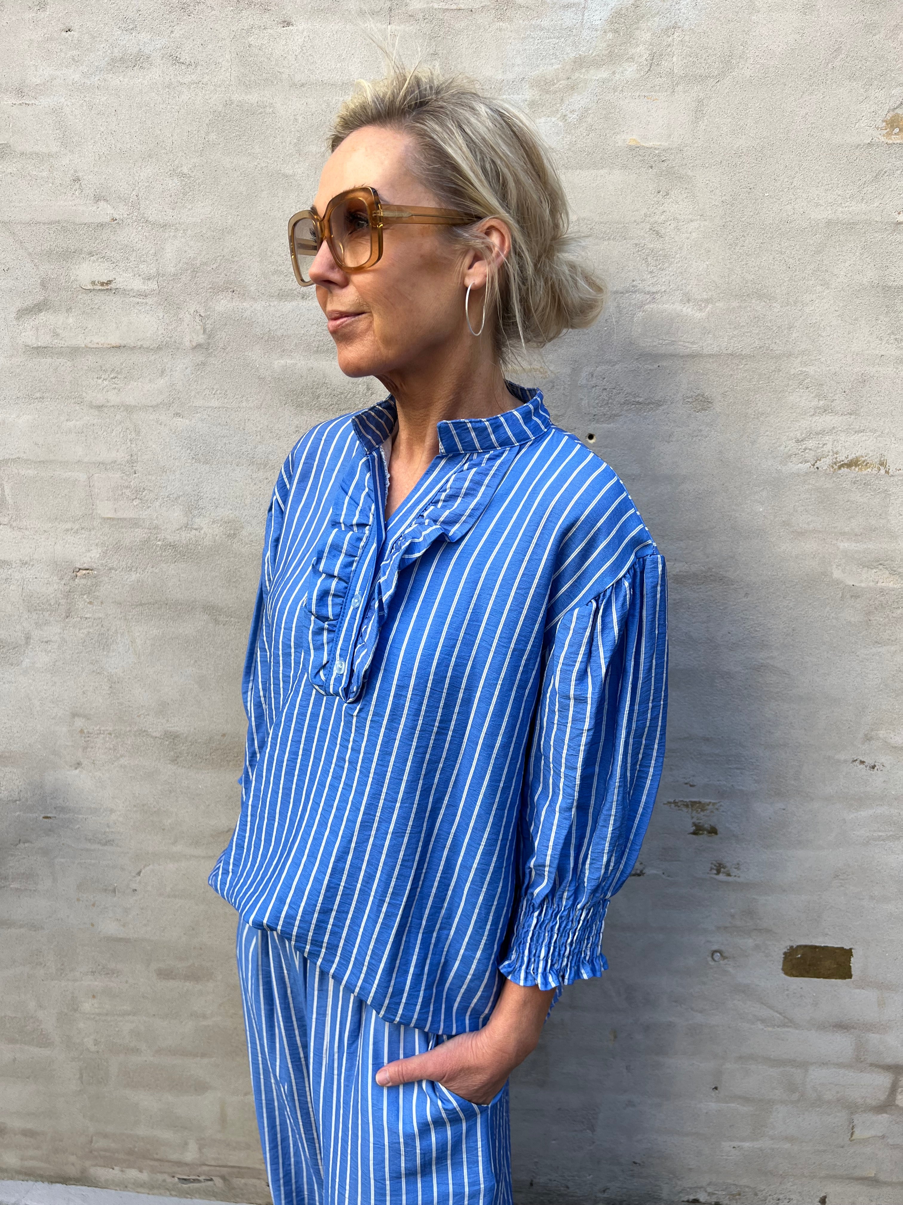 Charlie shirt blue stripe